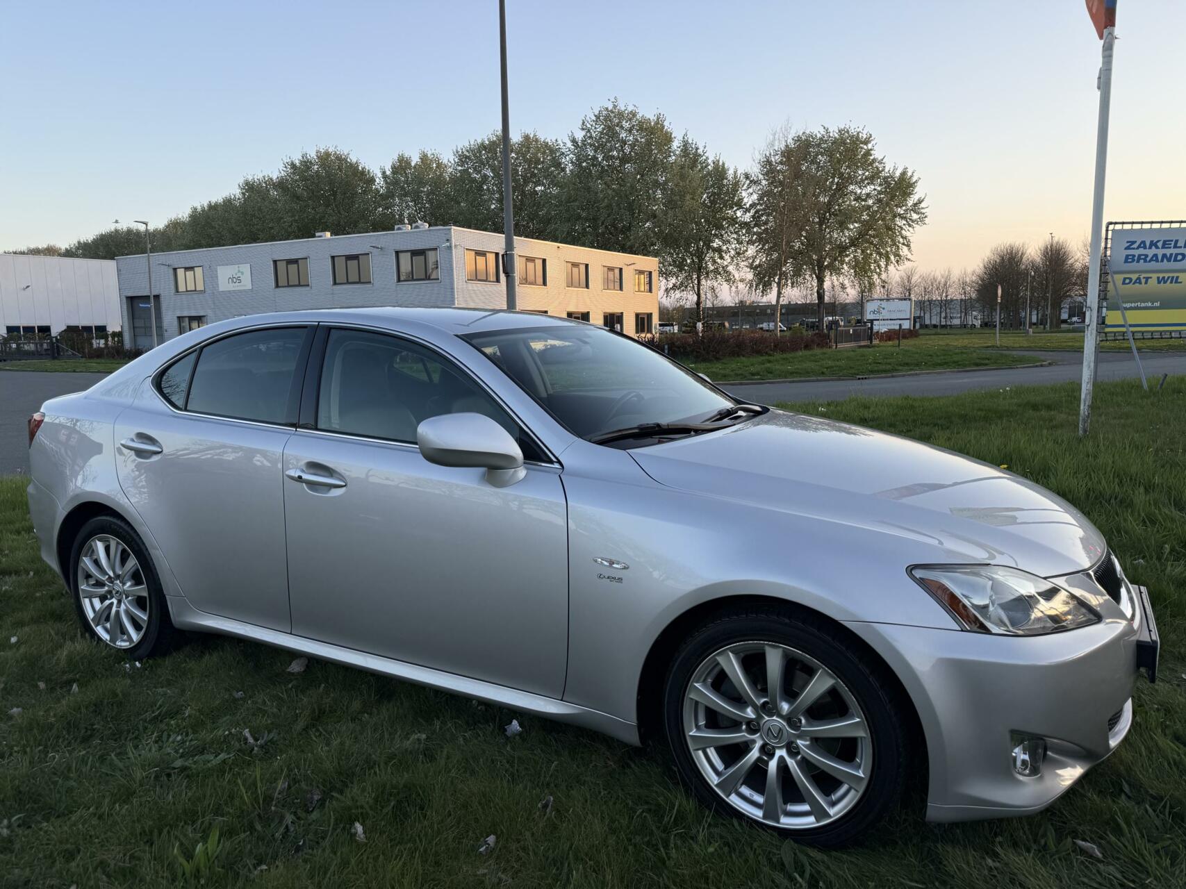 Foto van Lexus Is
