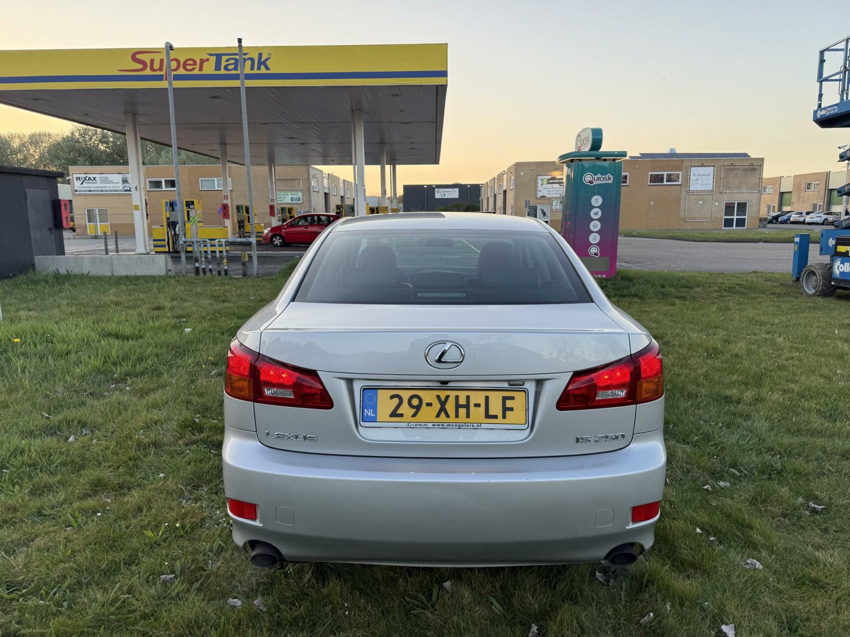 Foto van Lexus Is