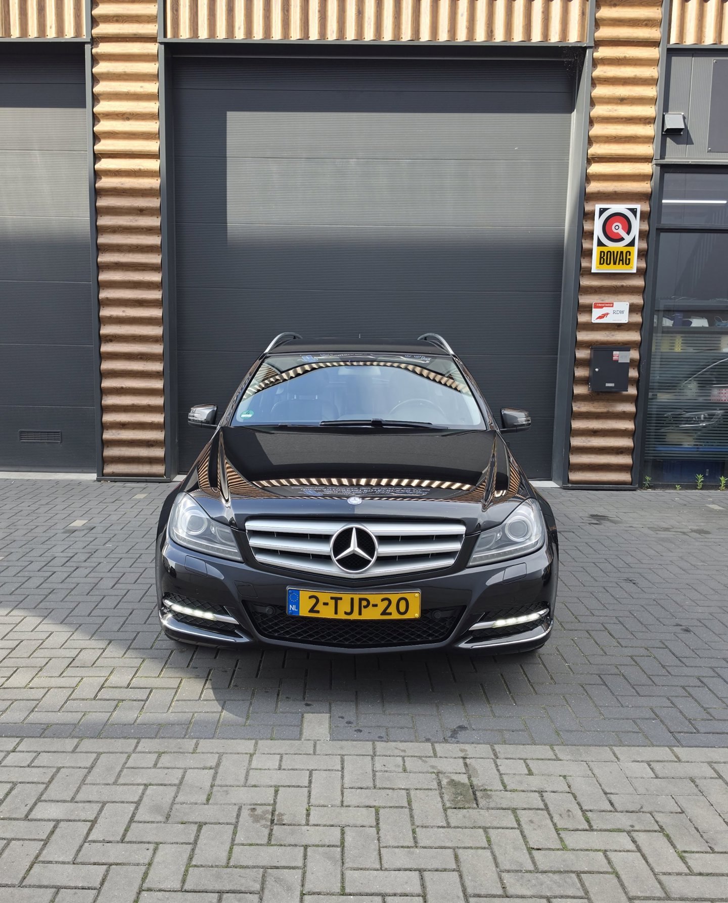 Foto van Mercedes-Benz C 180