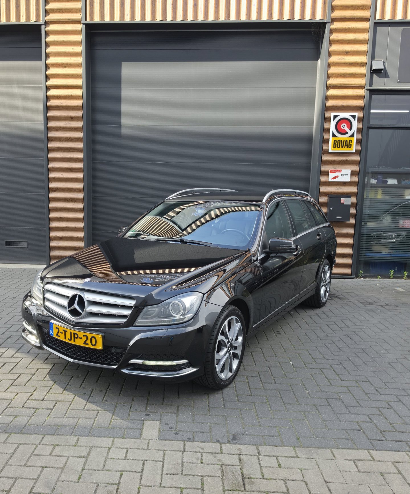 Foto van Mercedes-Benz C 180