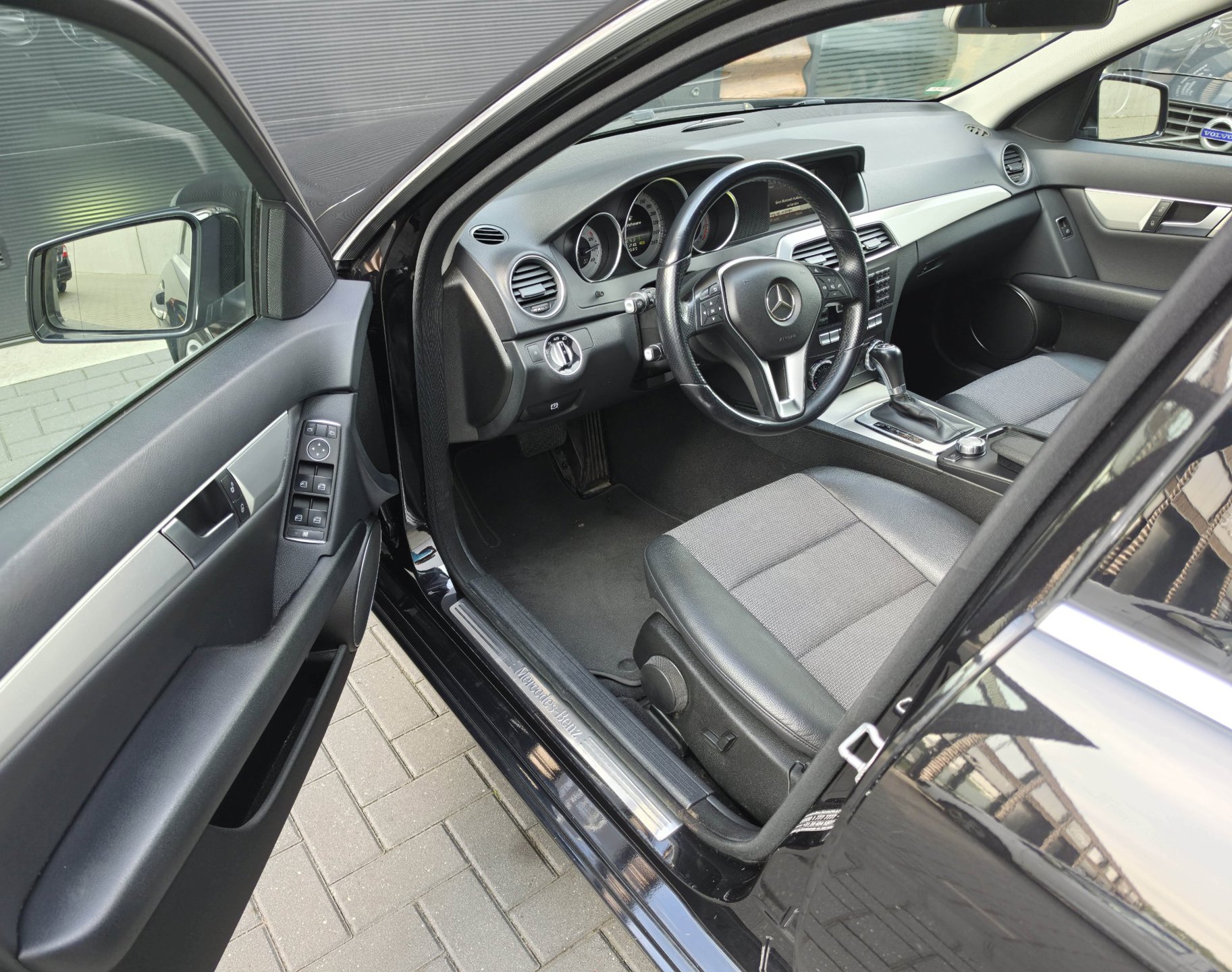 Foto van Mercedes-Benz C 180