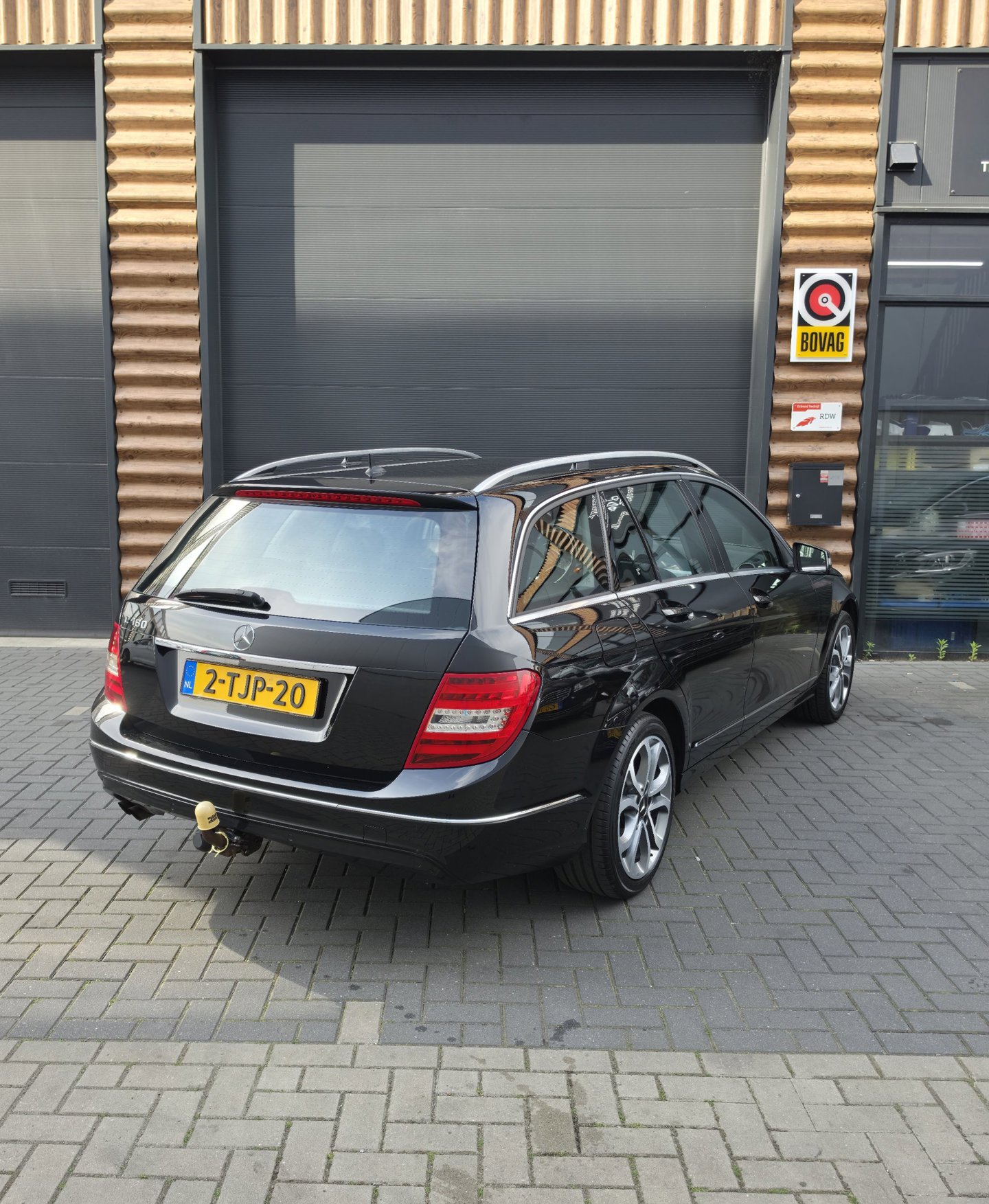 Foto van Mercedes-Benz C 180
