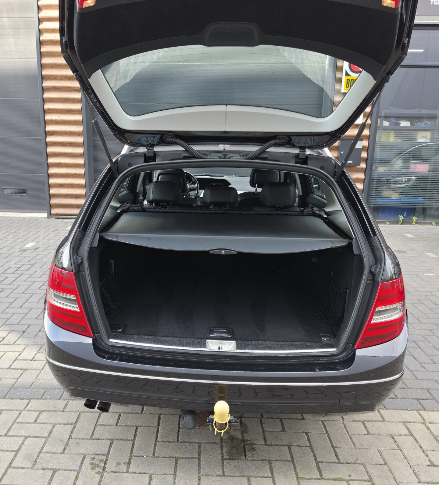 Foto van Mercedes-Benz C 180