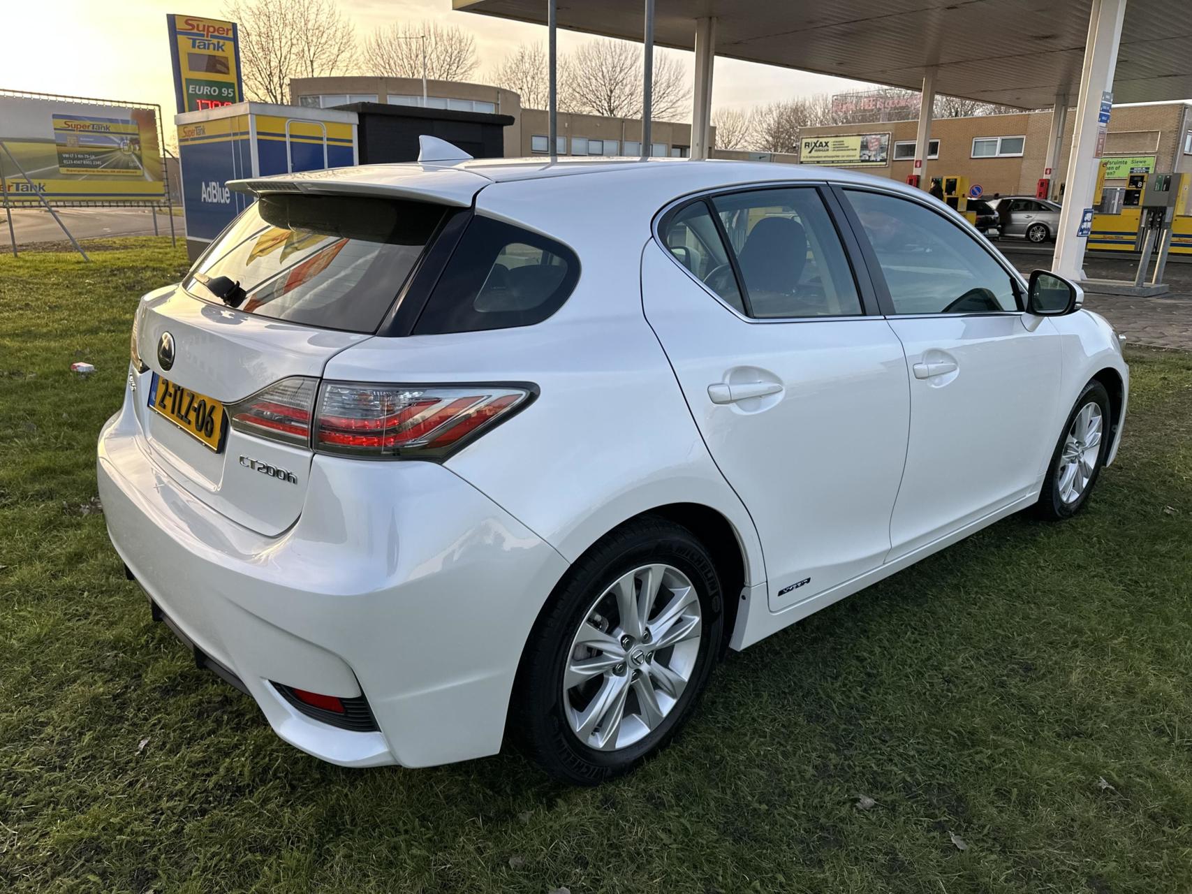 Foto van Lexus CT