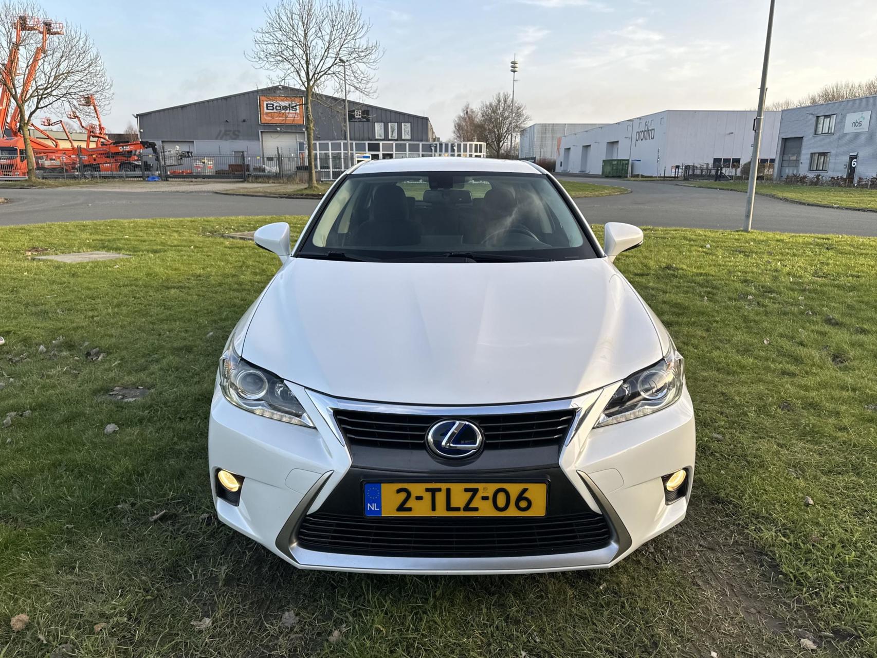 Foto van Lexus CT