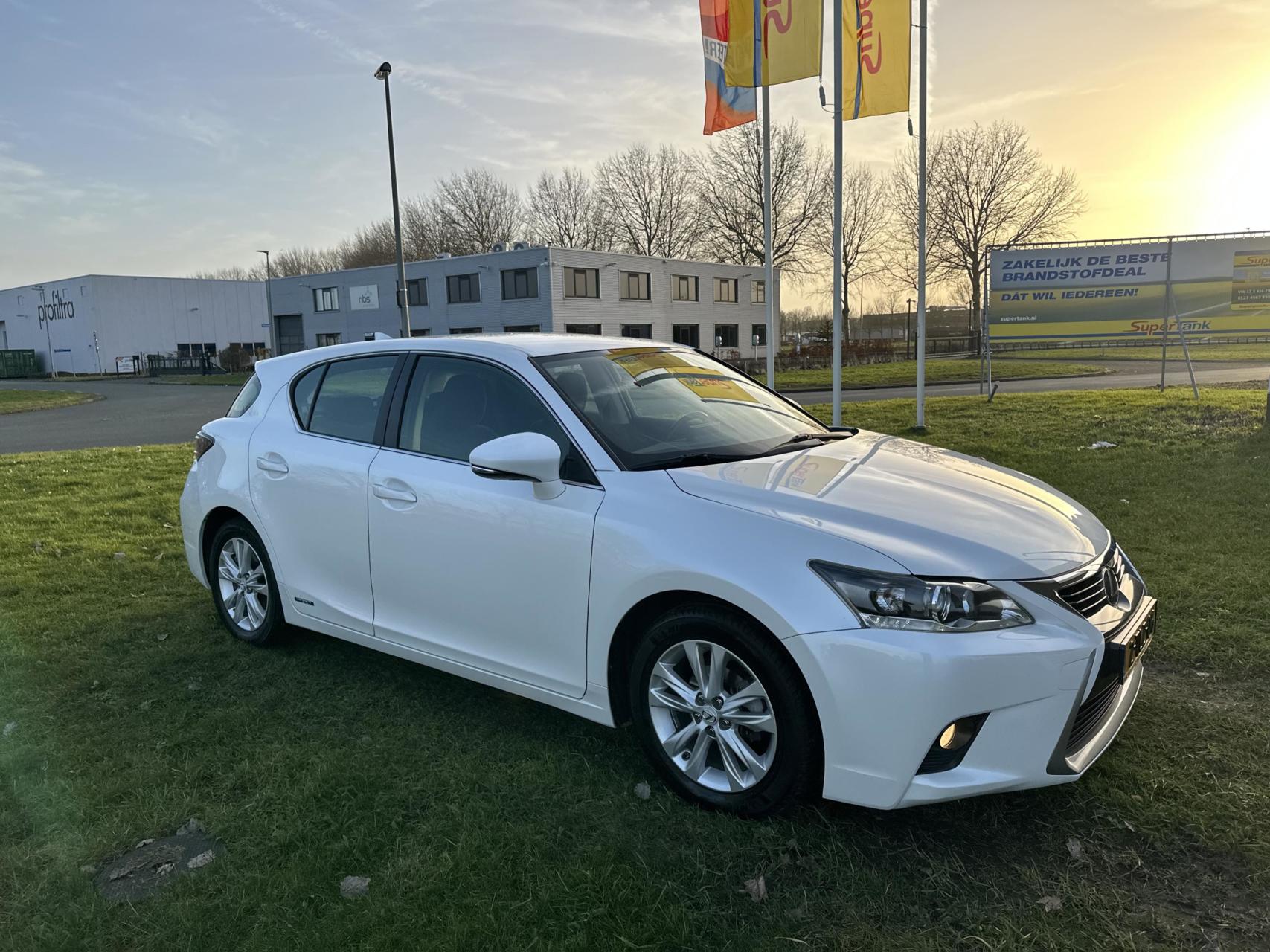 Foto van Lexus CT