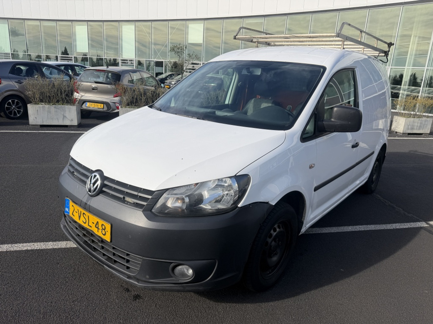 Volkswagen Caddy 1.6 TDI 2012 - voorkant