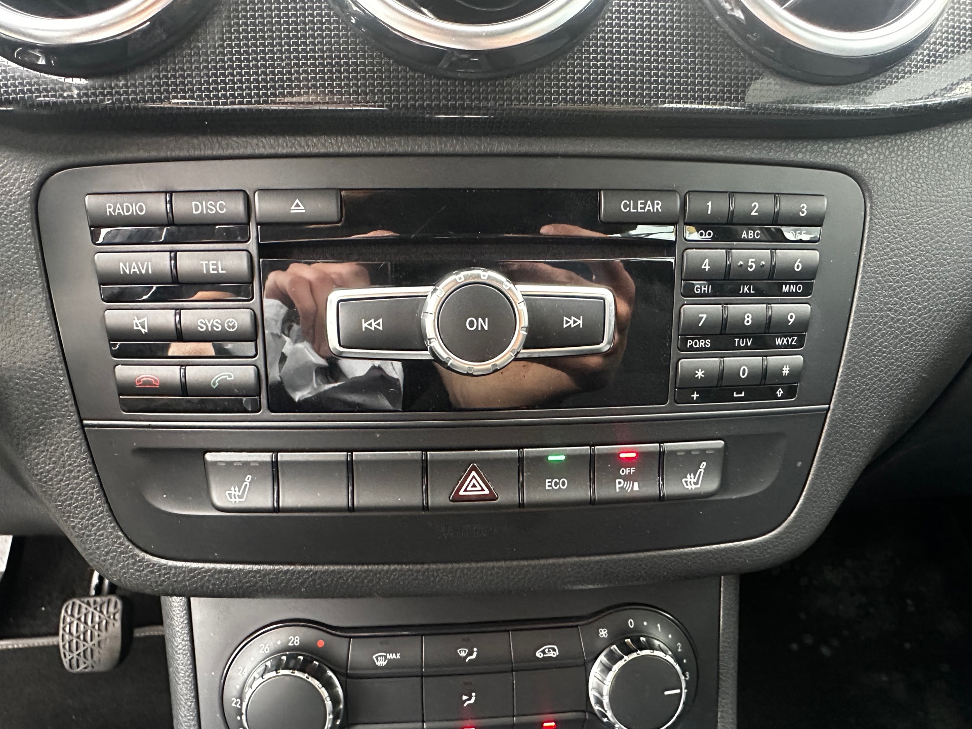Foto van Mercedes-Benz B 180