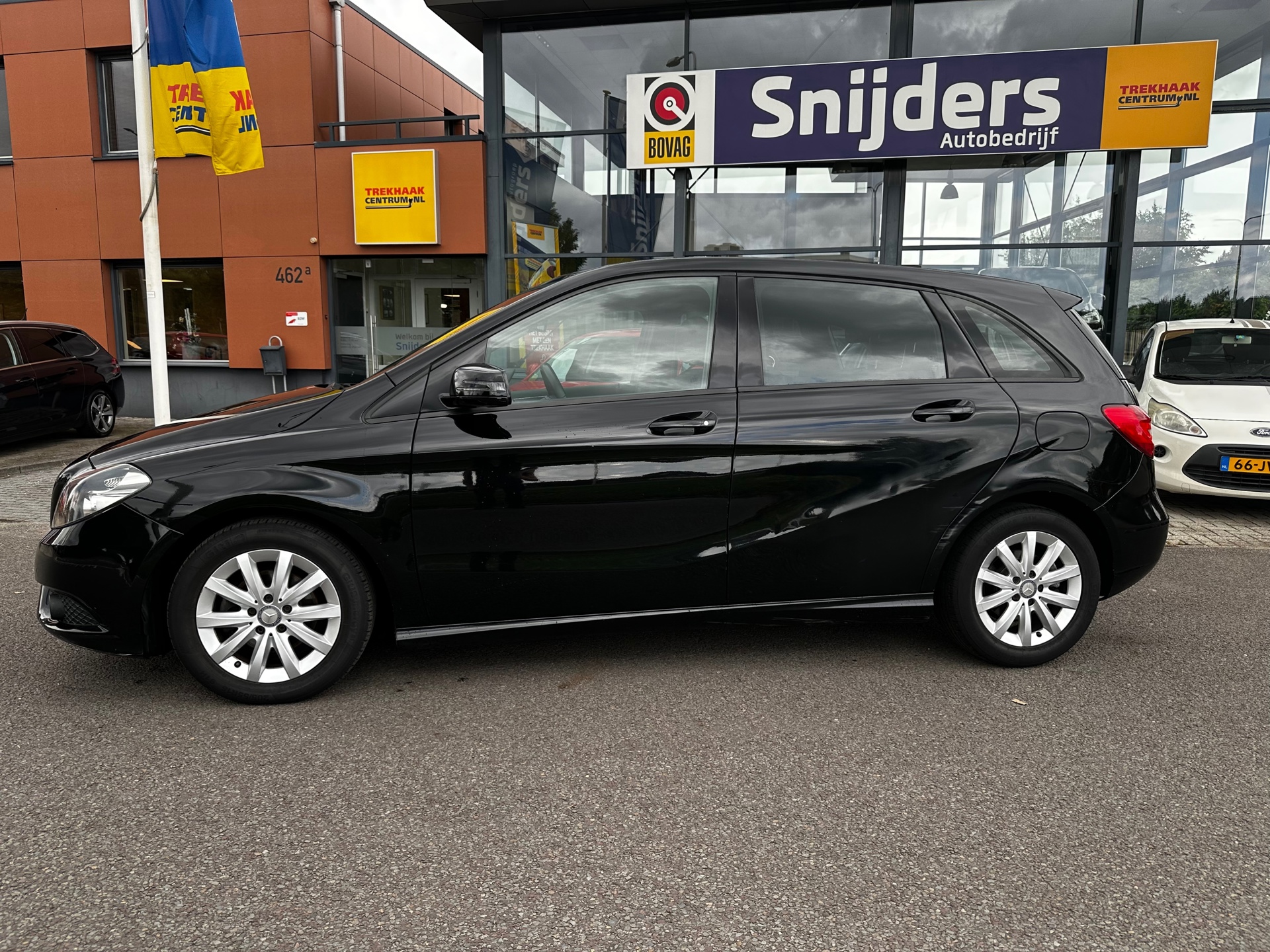 Foto van Mercedes-Benz B 180