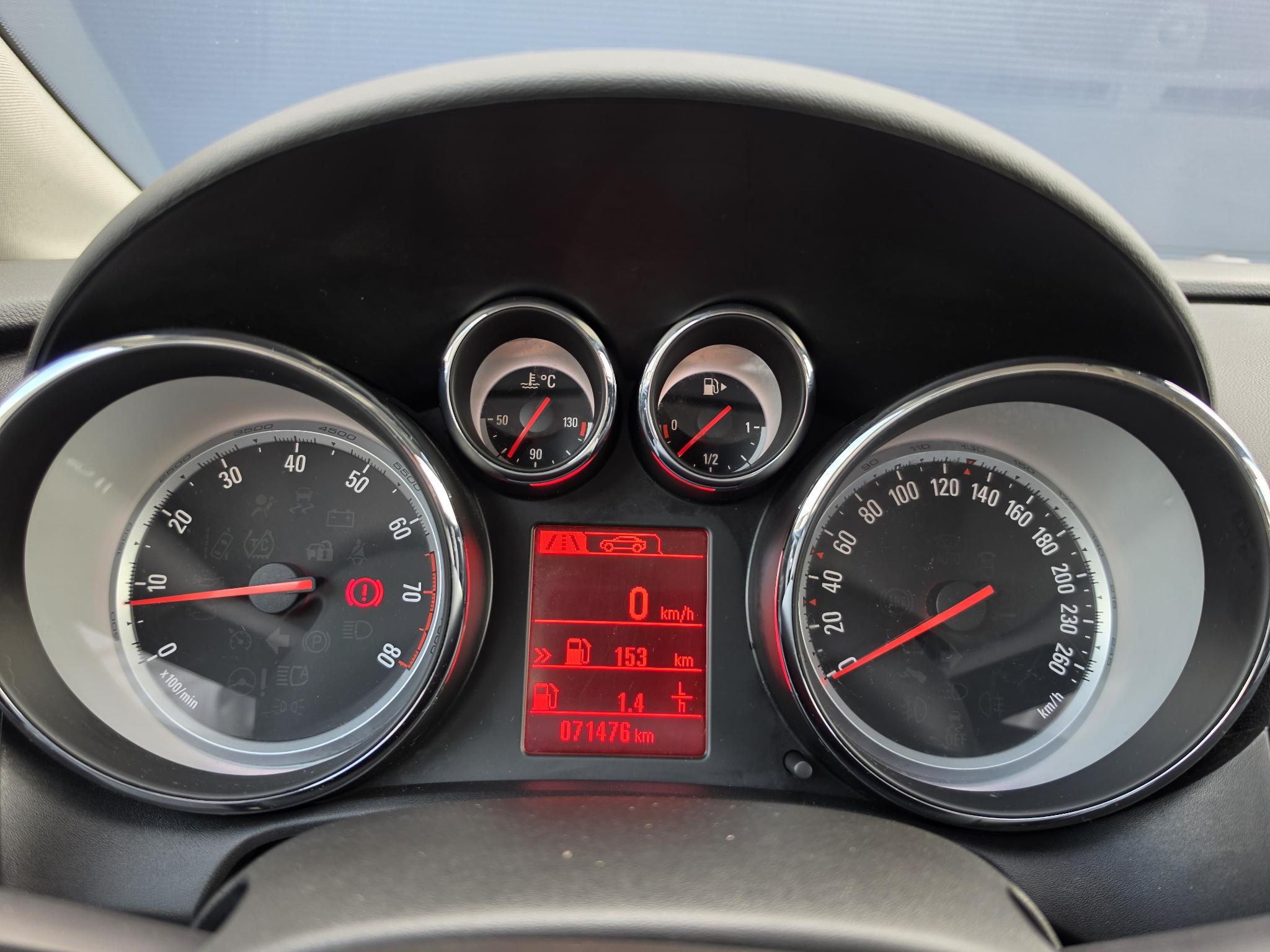 Foto van Opel Astra Notchback
