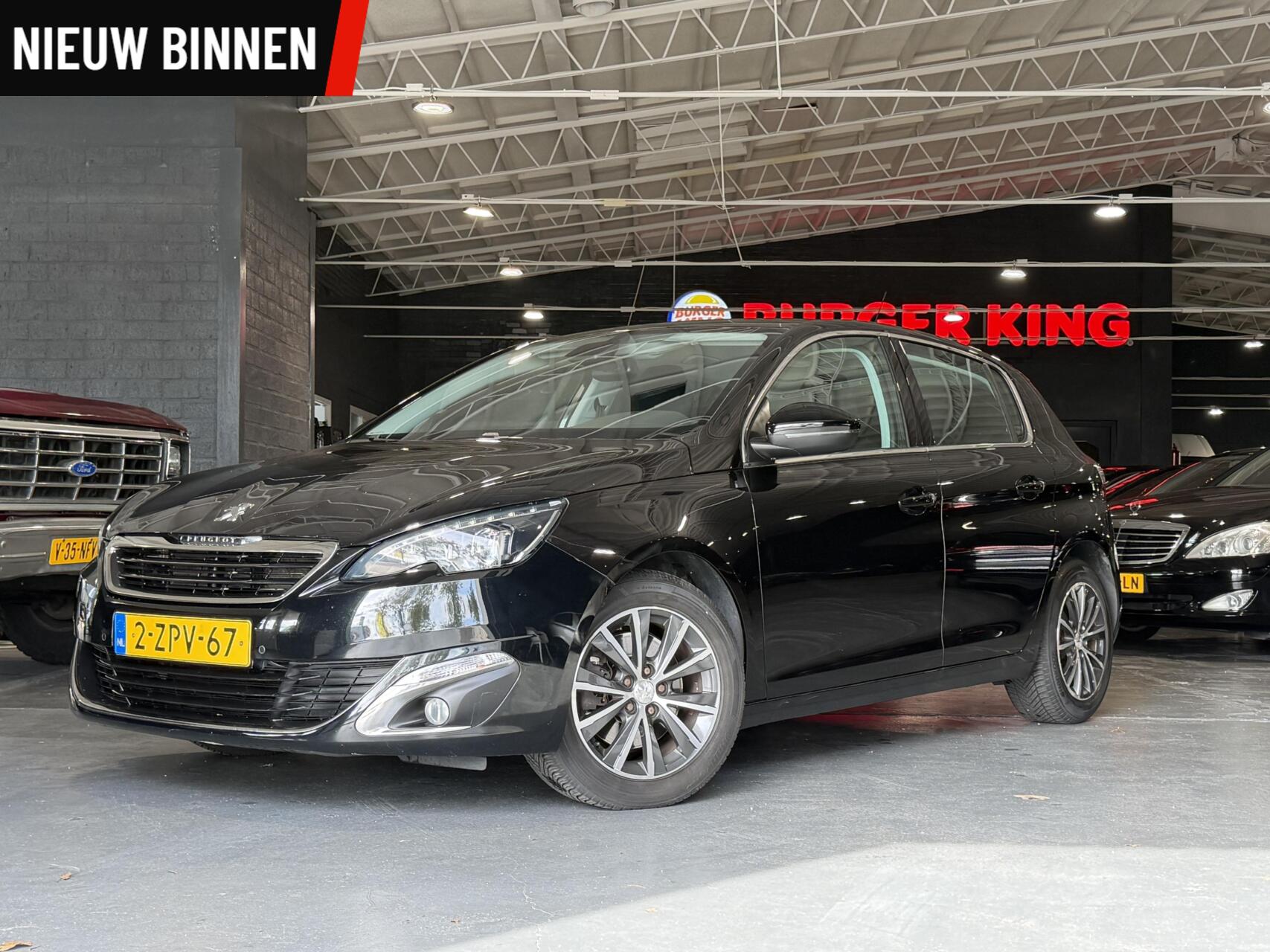 Peugeot 308 1.6 THP Allure Airco Trekhaak Cruise 2015 - voorkant