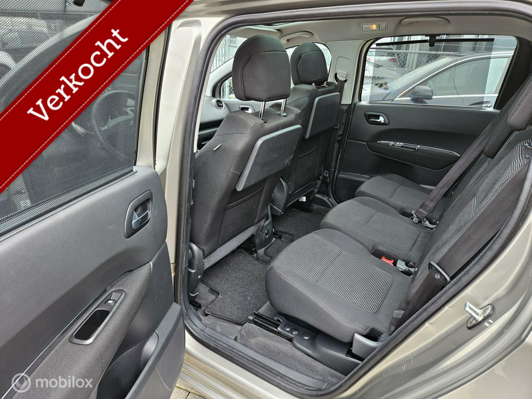 Foto van Peugeot 5008