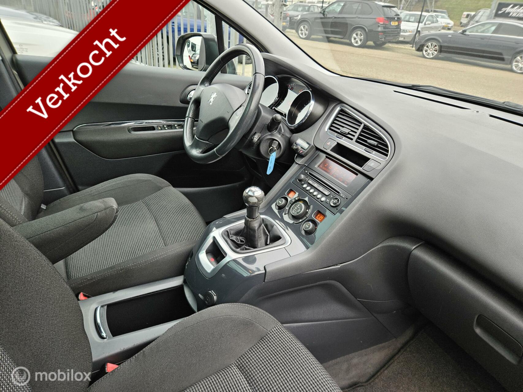 Foto van Peugeot 5008