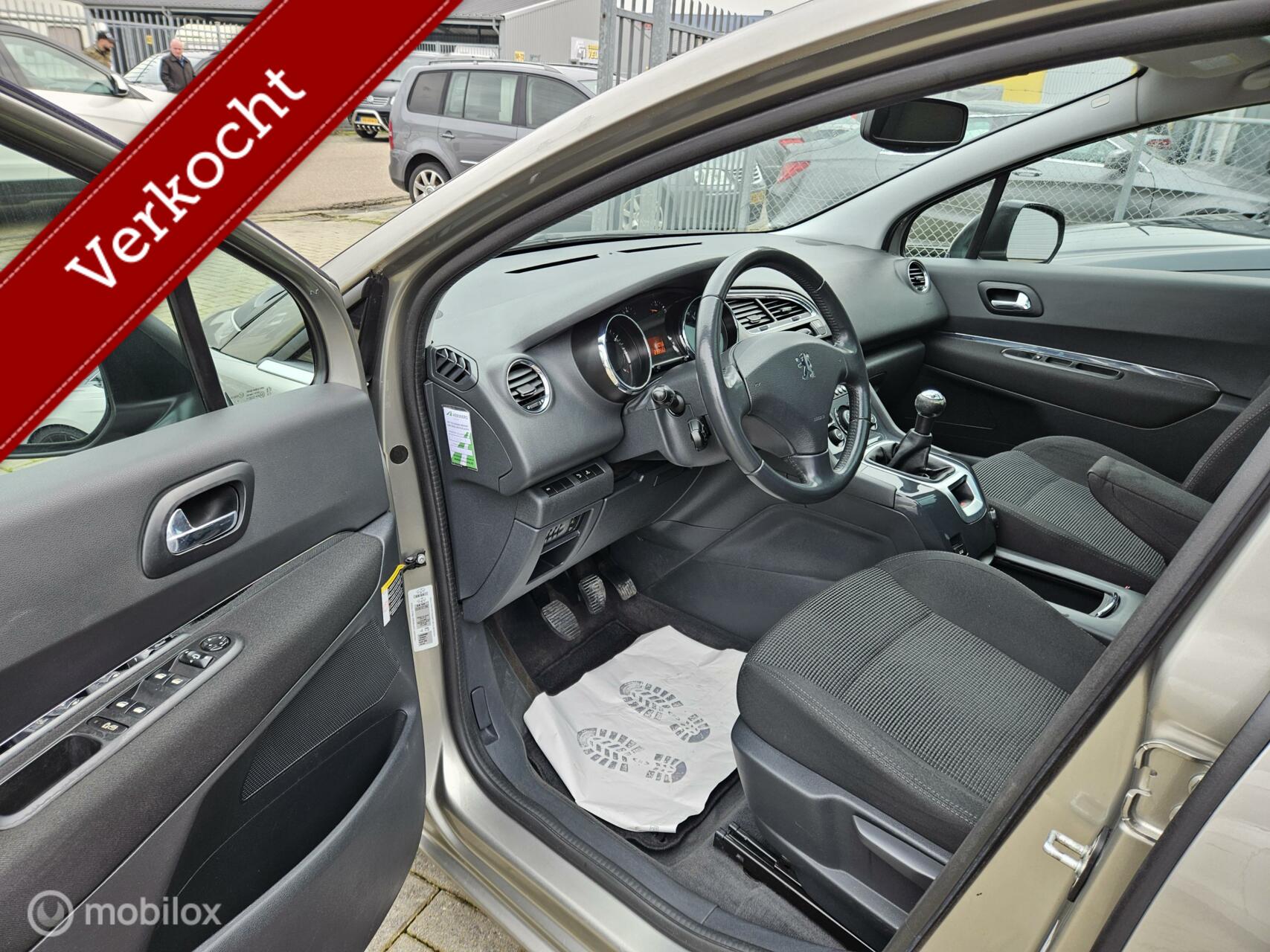 Foto van Peugeot 5008