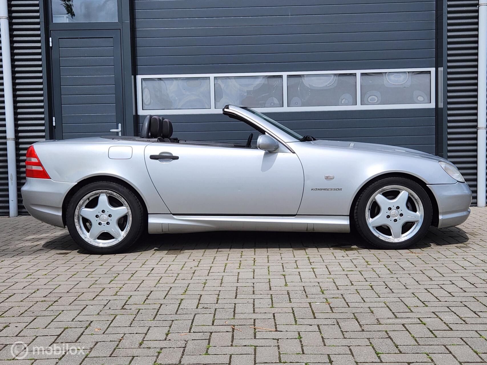 Foto van Mercedes-Benz SLK 230 Kompressor
