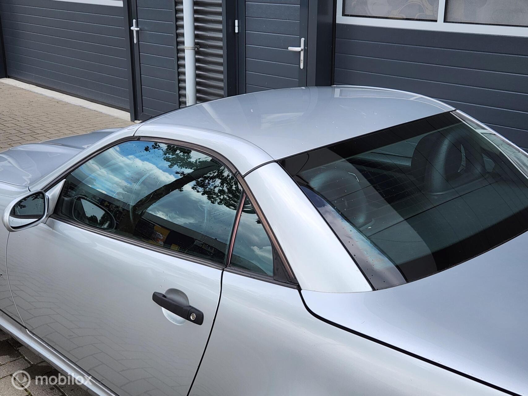 Foto van Mercedes-Benz SLK 230 Kompressor