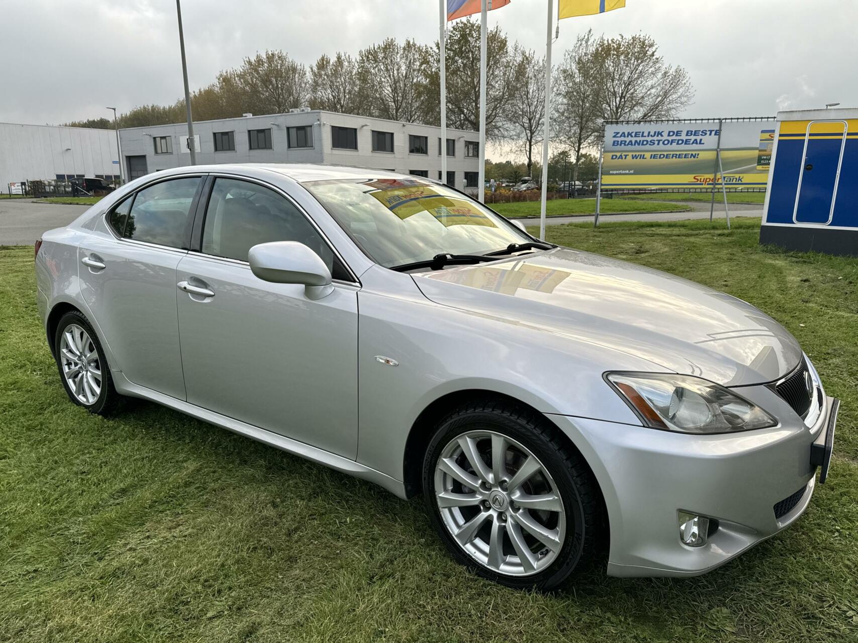 Foto van Lexus Is