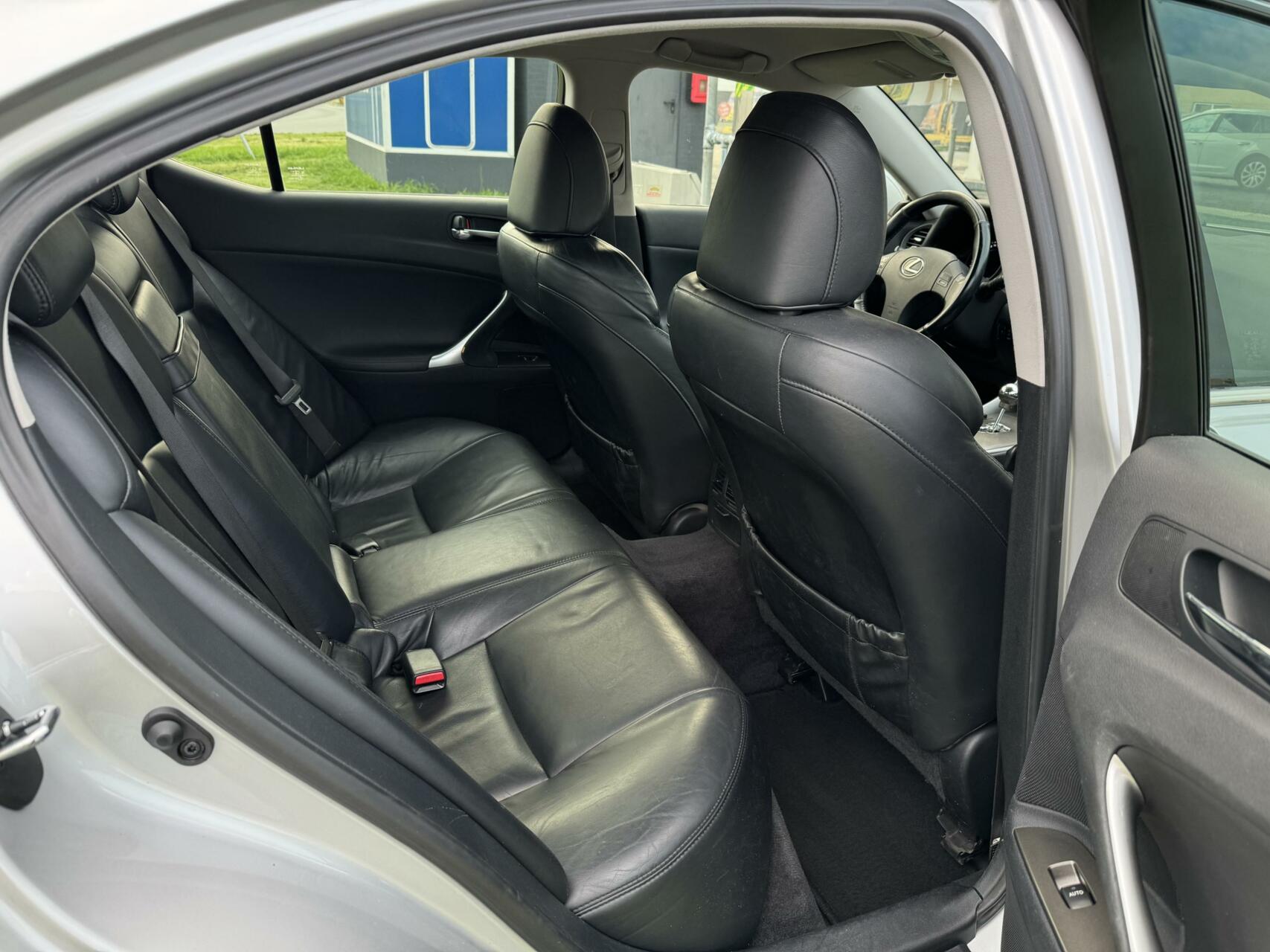 Foto van Lexus Is
