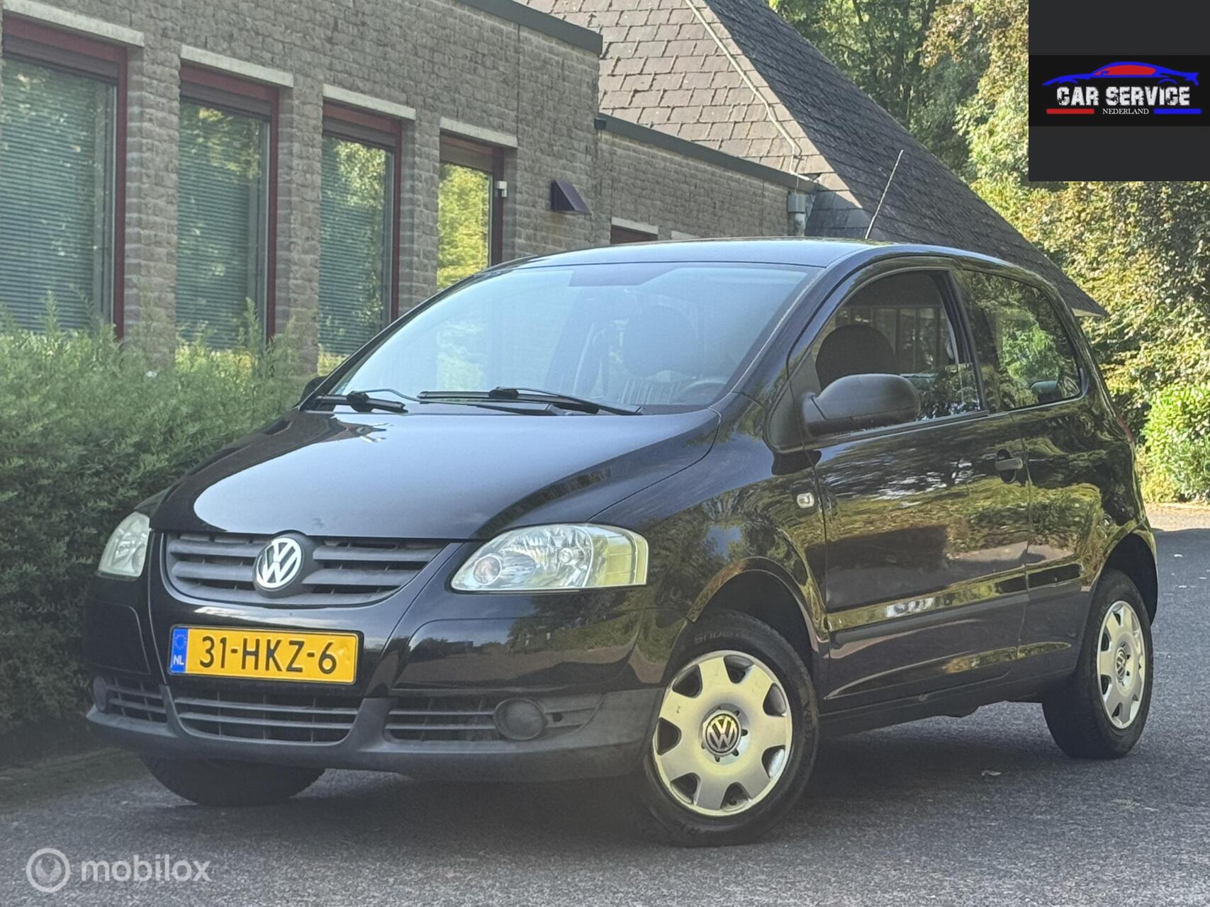 Volkswagen Fox 1.2 Trendline/NAP/APK/TREKHAAK/KOOPJE 2009 - voorkant