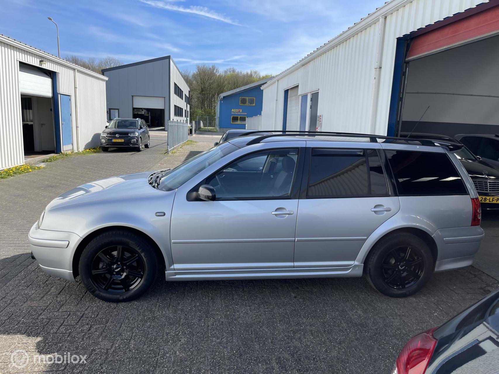 Foto van Volkswagen Golf Variant
