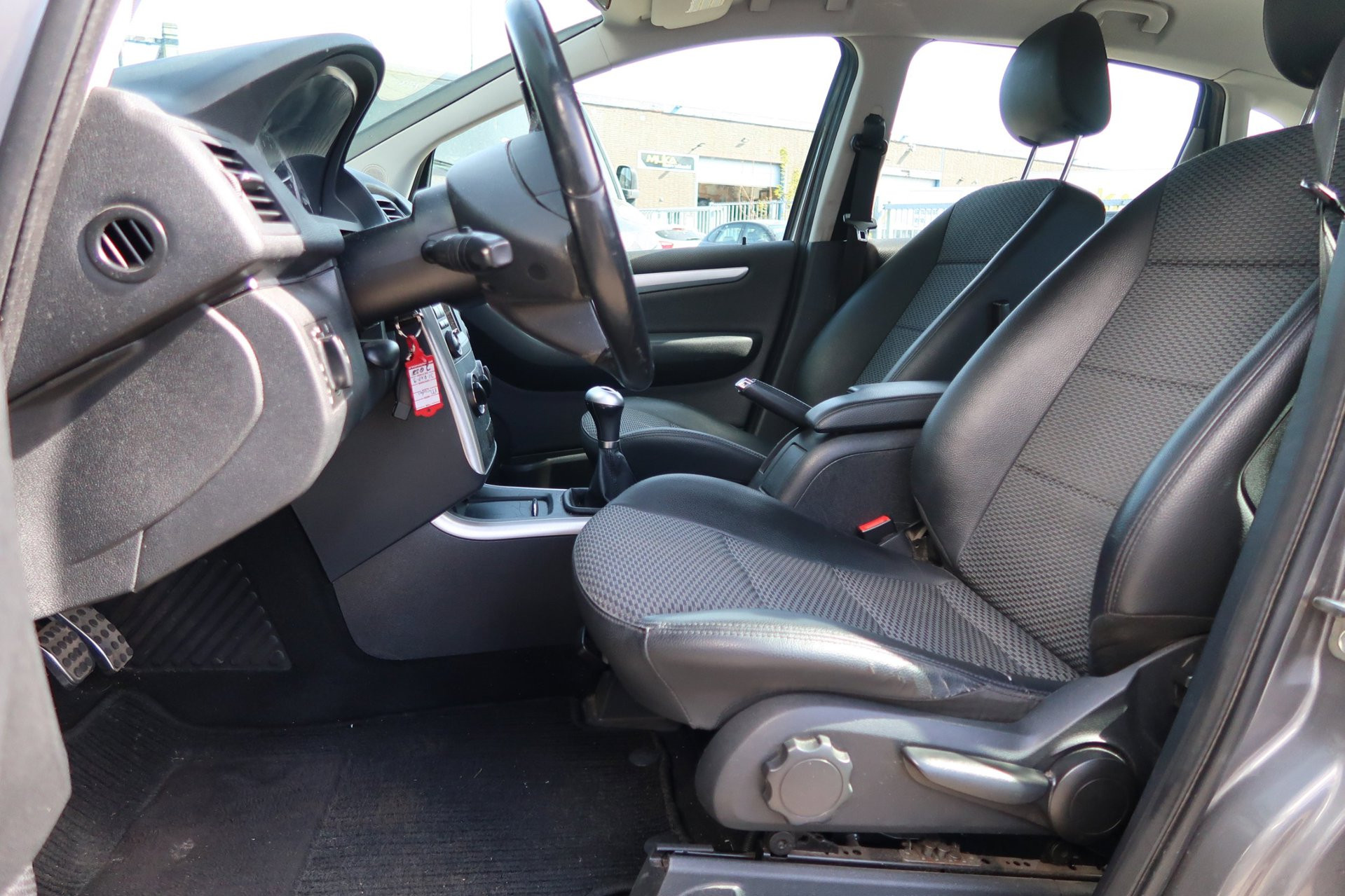 Foto van Mercedes-Benz B 160
