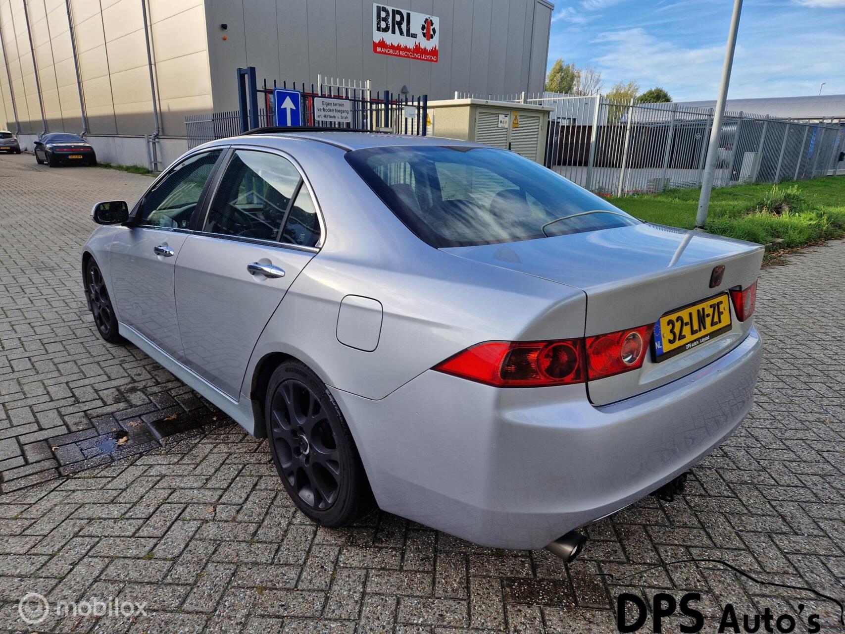 Foto van Honda Accord Sedan