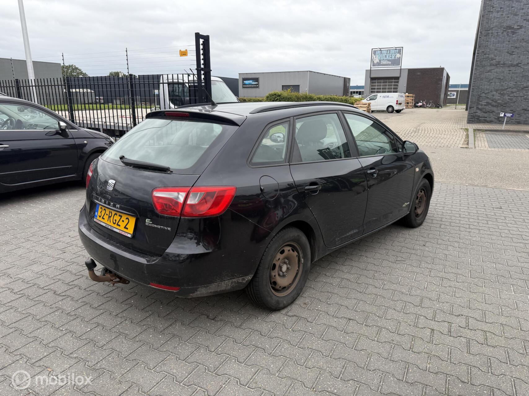 Foto van Seat Ibiza ST