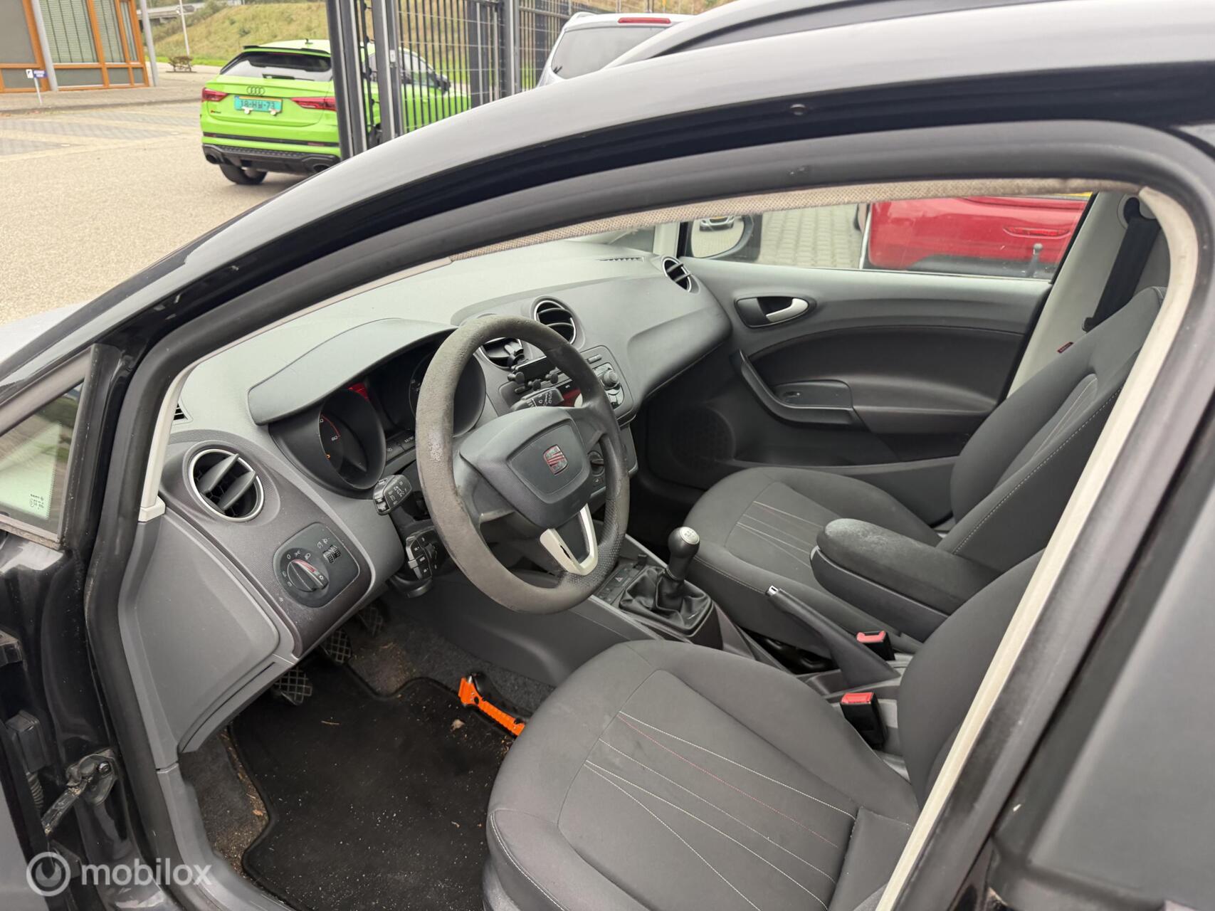 Foto van Seat Ibiza ST