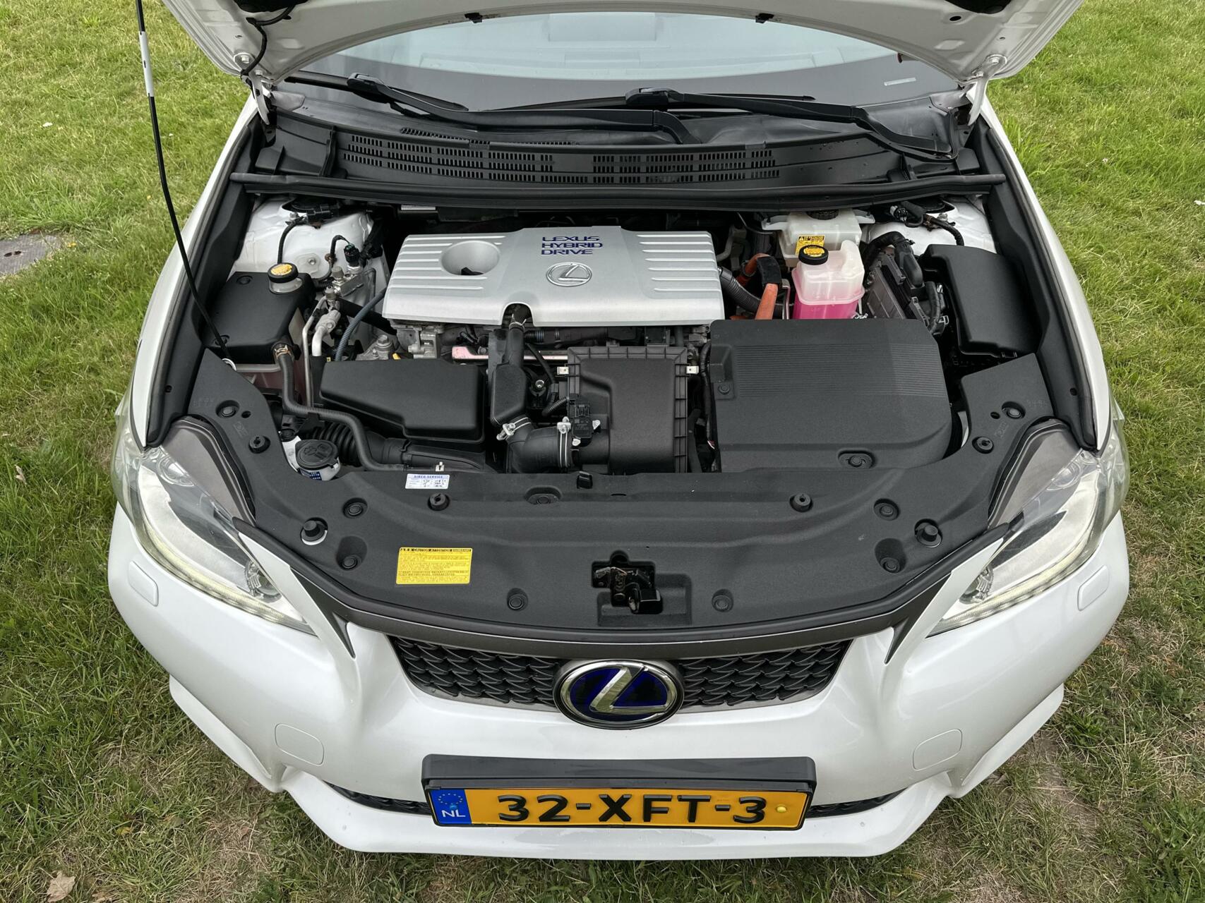 Foto van Lexus CT