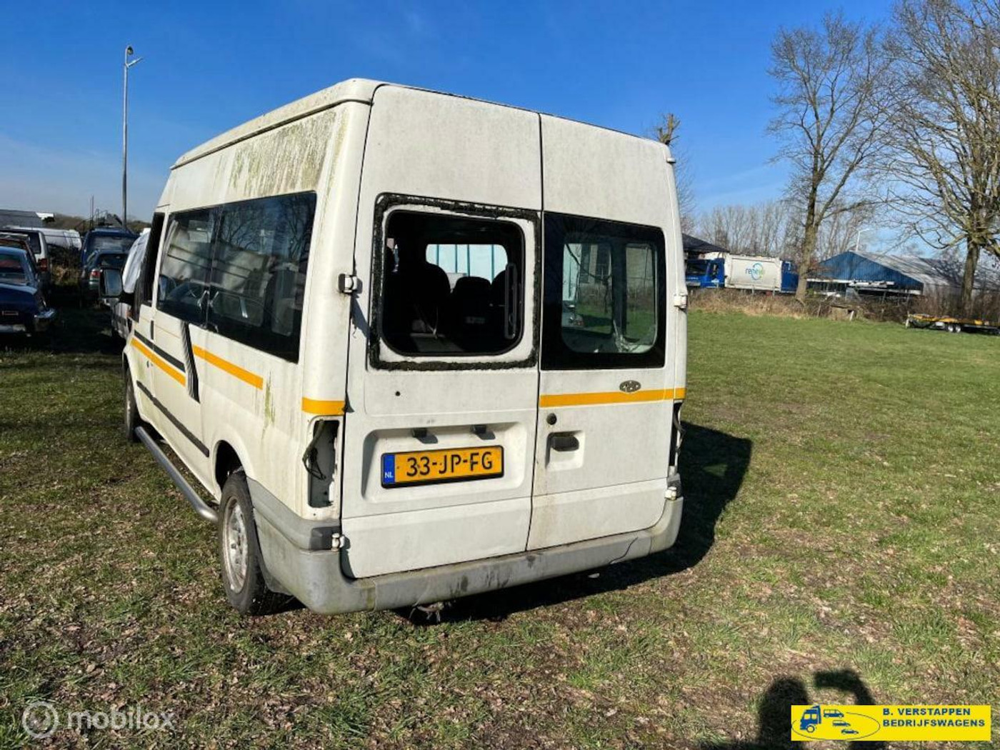 Foto van Ford Transit Tourneo