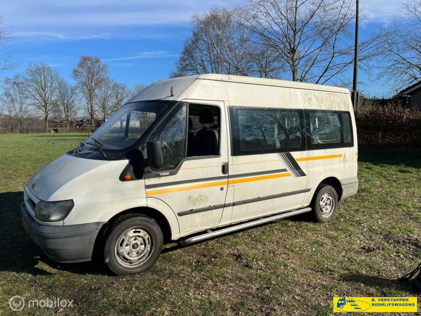 Foto van Ford Transit Tourneo