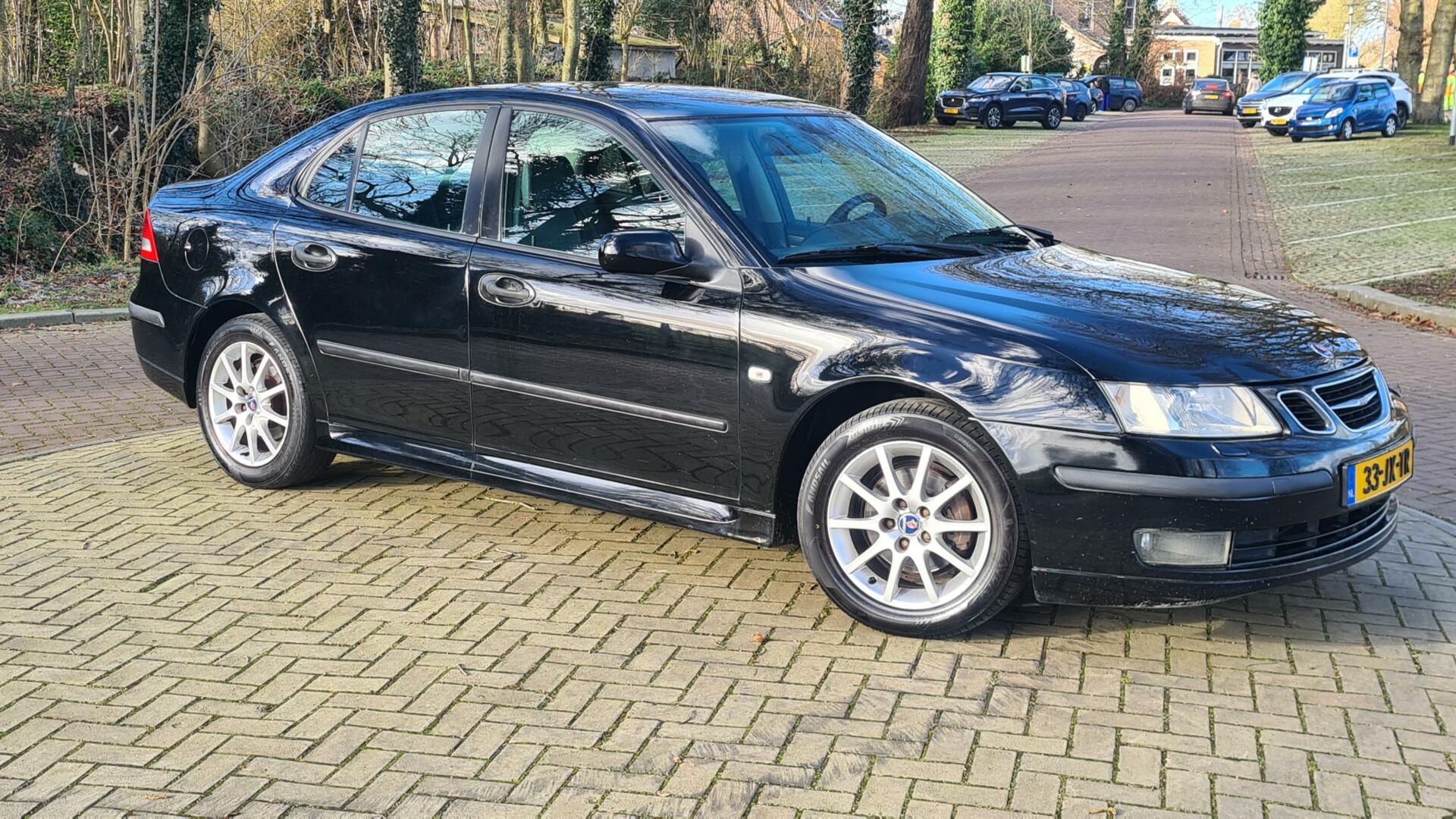 Saab 9-3 2.2 TiD S?2199,-?unieke auto met 1 MILJOEN KM !!! 2002 - voorkant