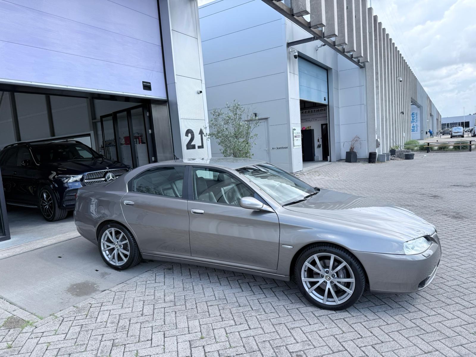 Foto van Alfa Romeo Alfa Romeo 166
