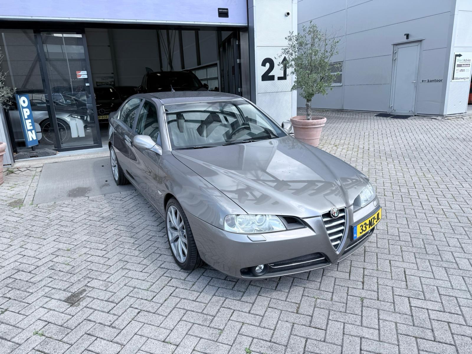 Foto van Alfa Romeo Alfa Romeo 166