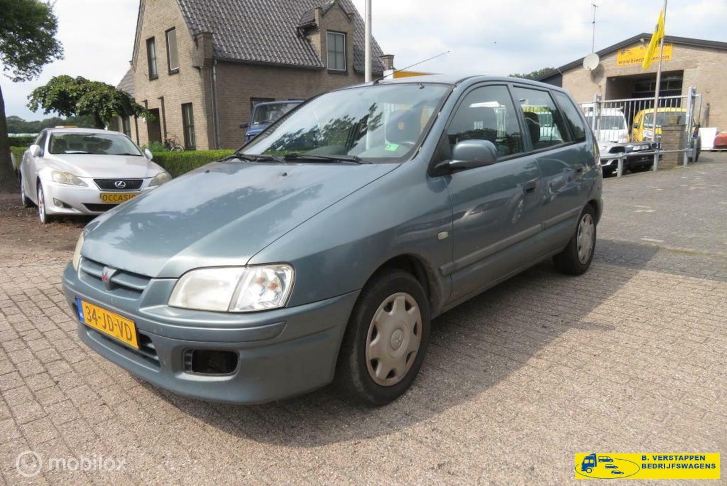 Mitsubishi Space Star SPACE STAR; 1.6 FAMILY 2002 - voorkant