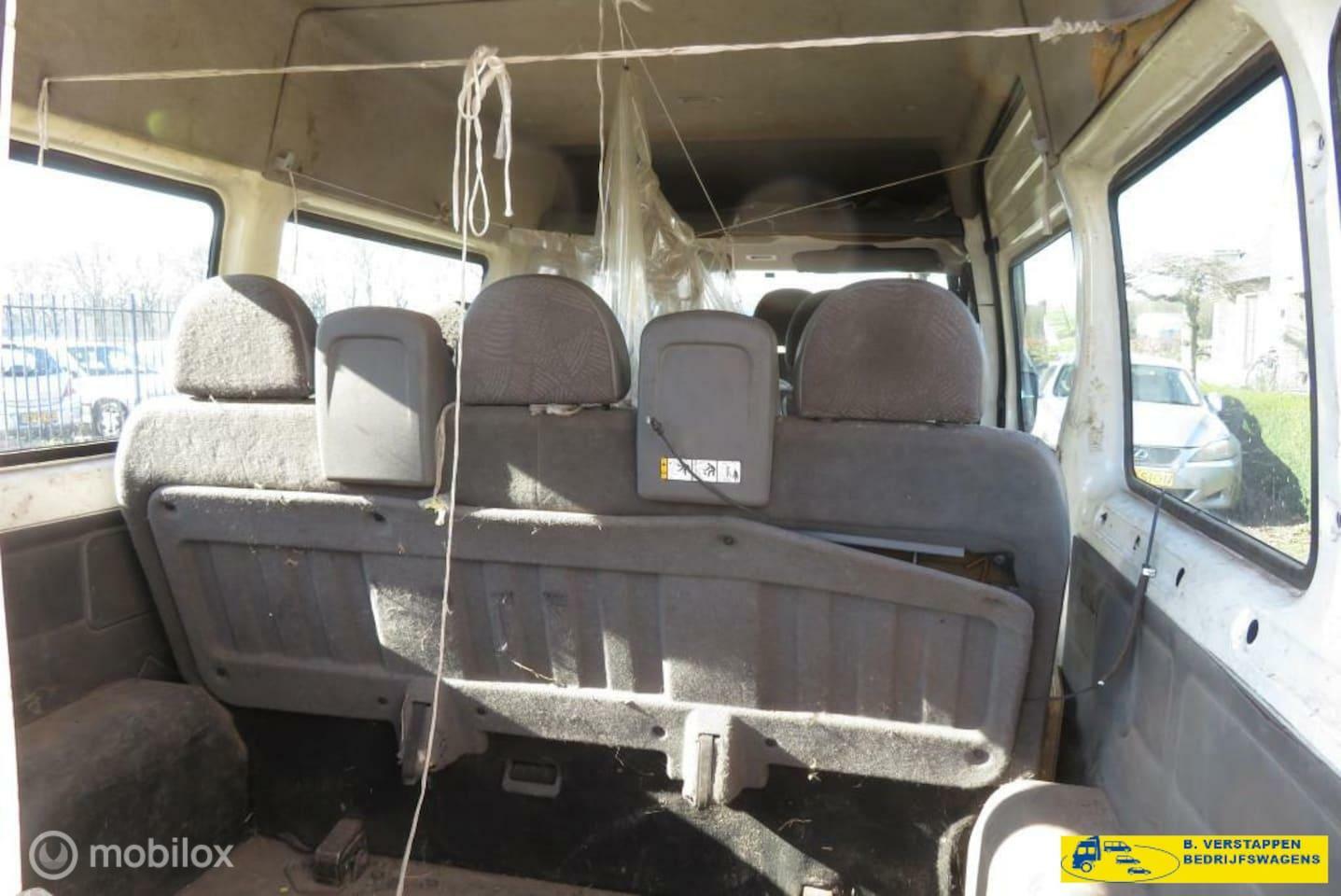 Foto van Ford Transit Tourneo