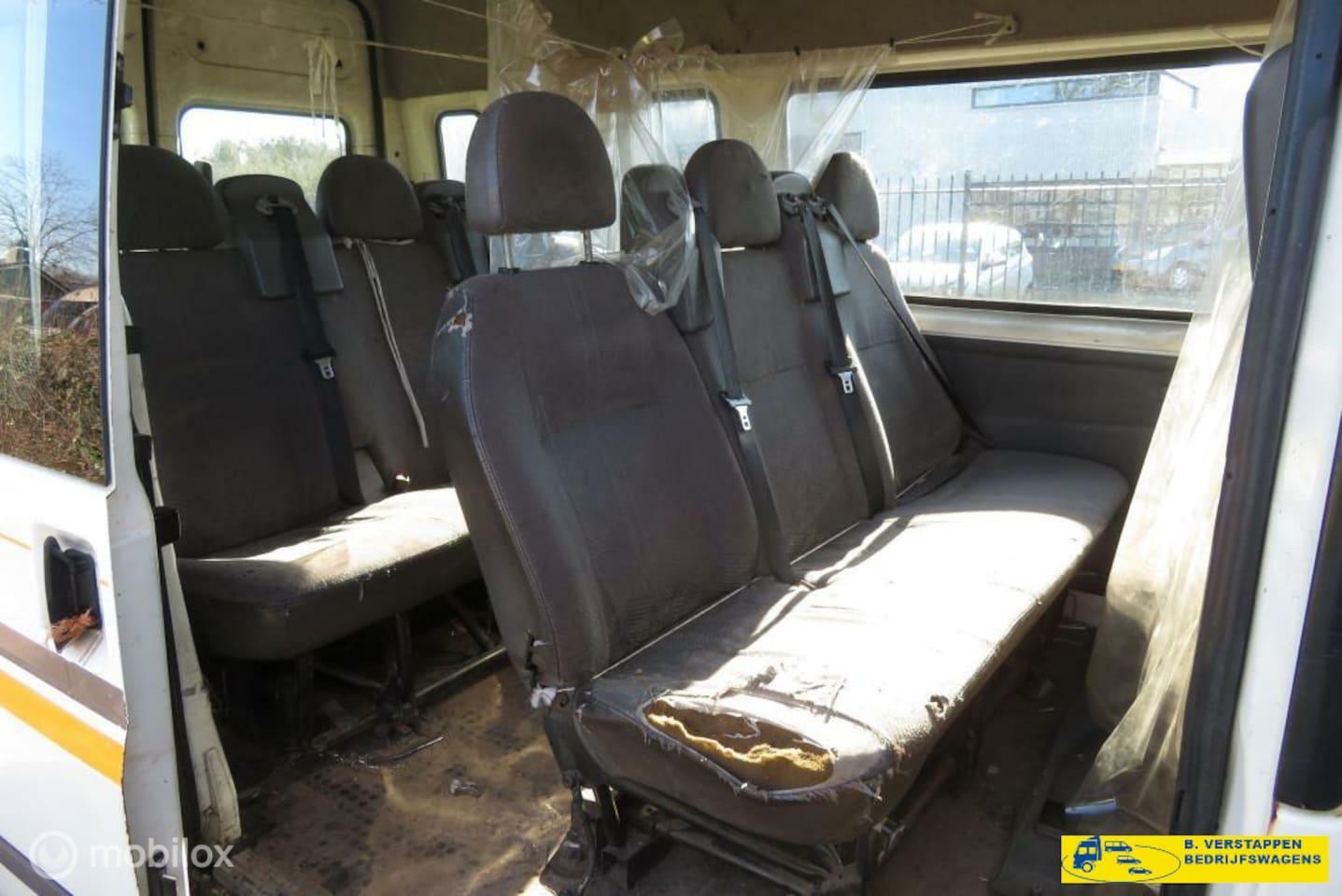 Foto van Ford Transit Tourneo
