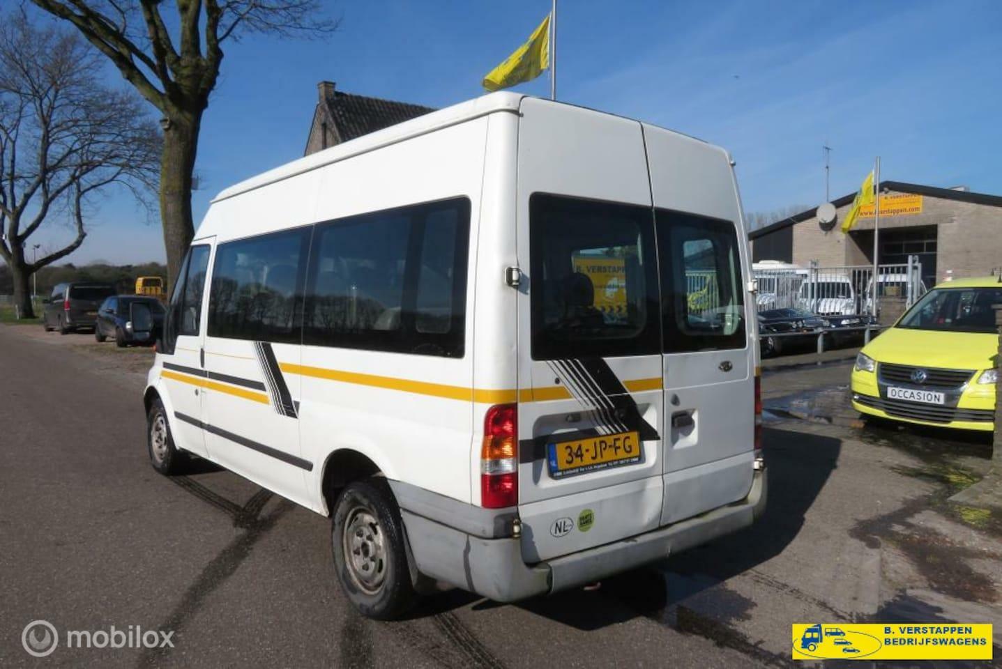 Foto van Ford Transit Tourneo