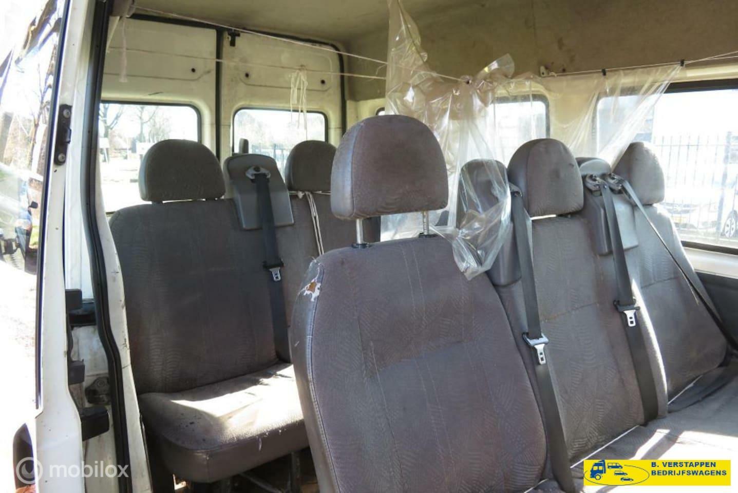 Foto van Ford Transit Tourneo