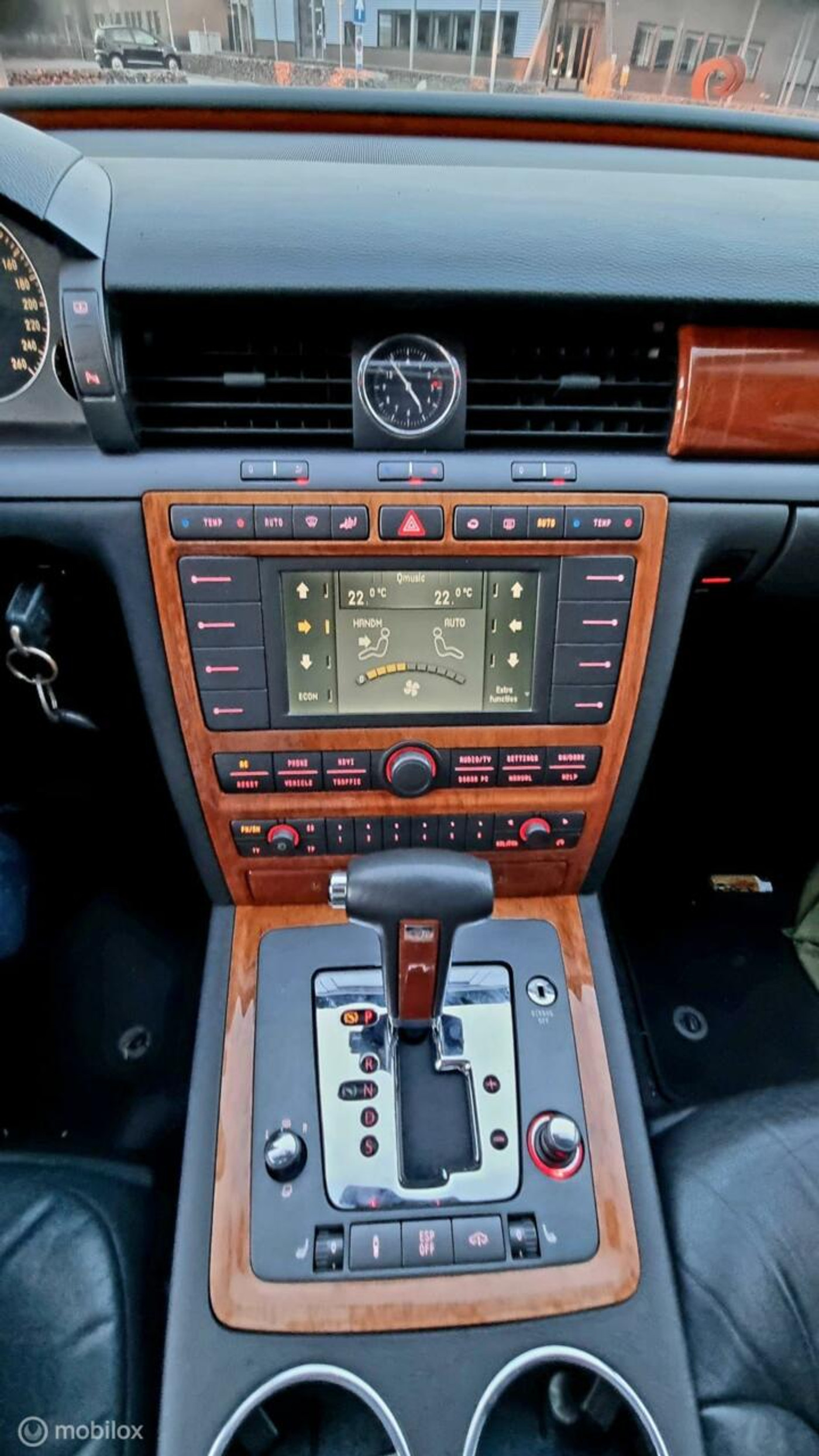 Foto van Volkswagen Phaeton