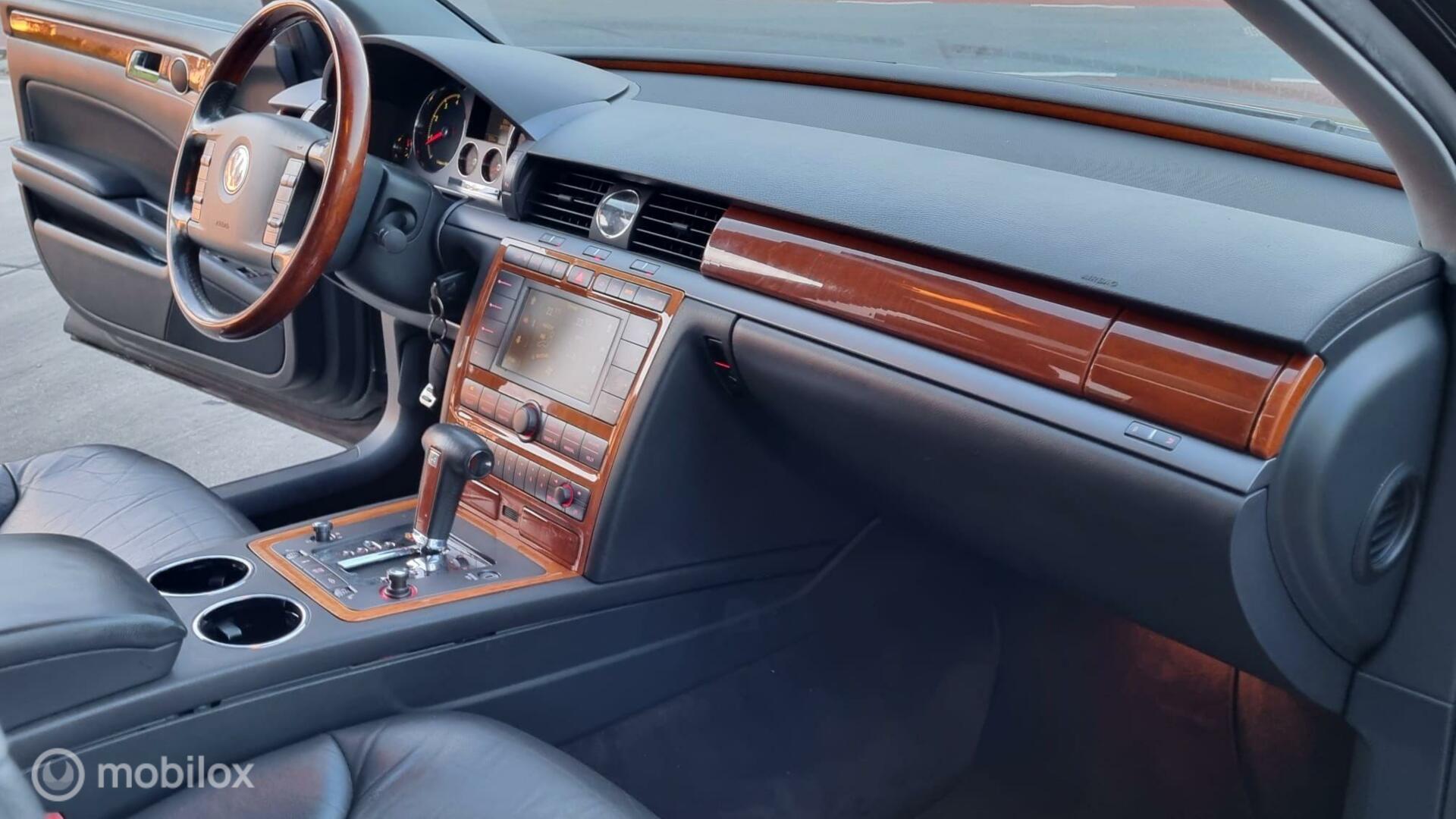 Foto van Volkswagen Phaeton