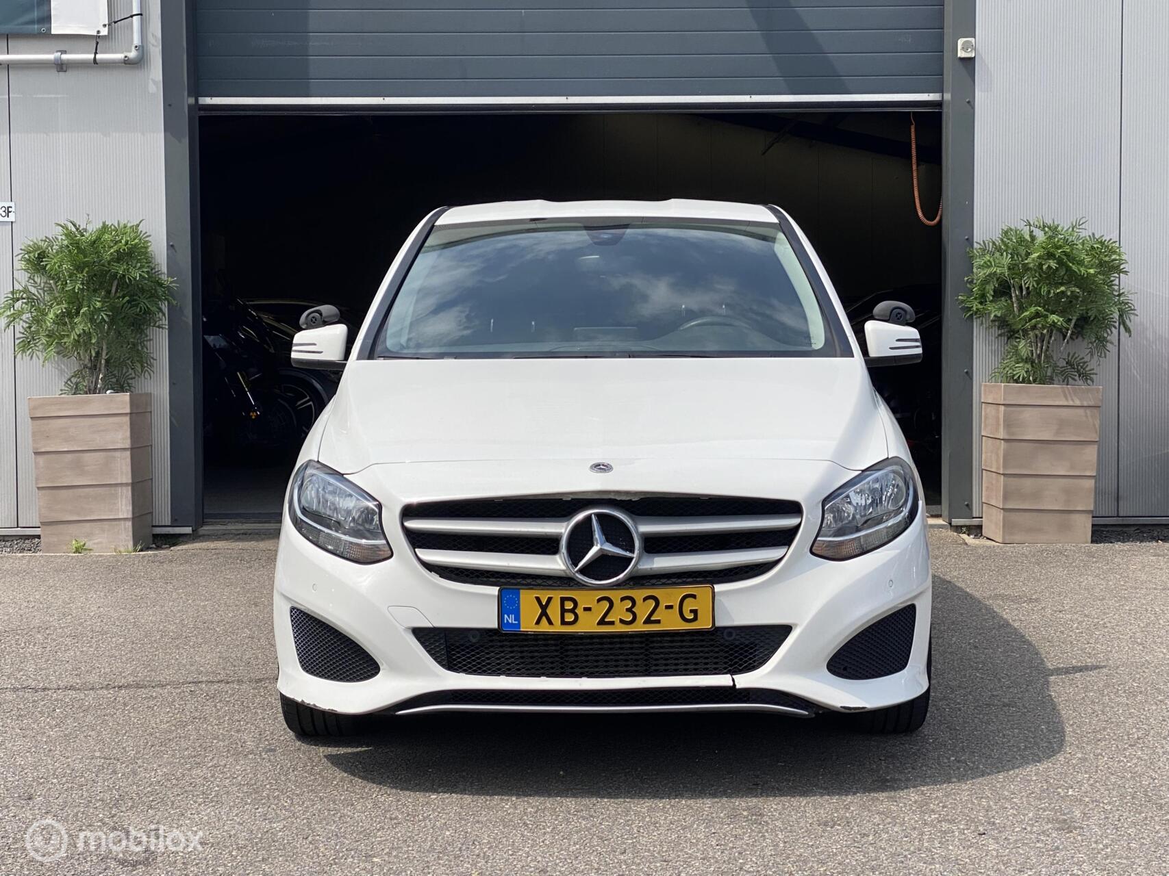 Foto van Mercedes-Benz B 220 D