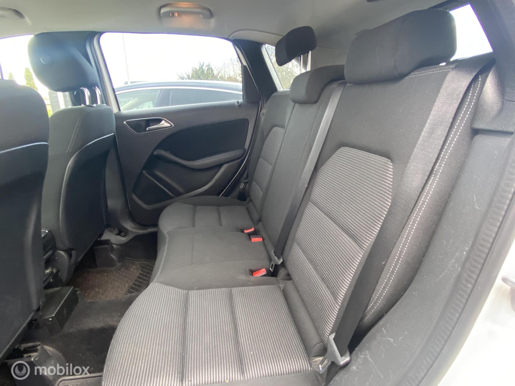 Foto van Mercedes-Benz B 220 D