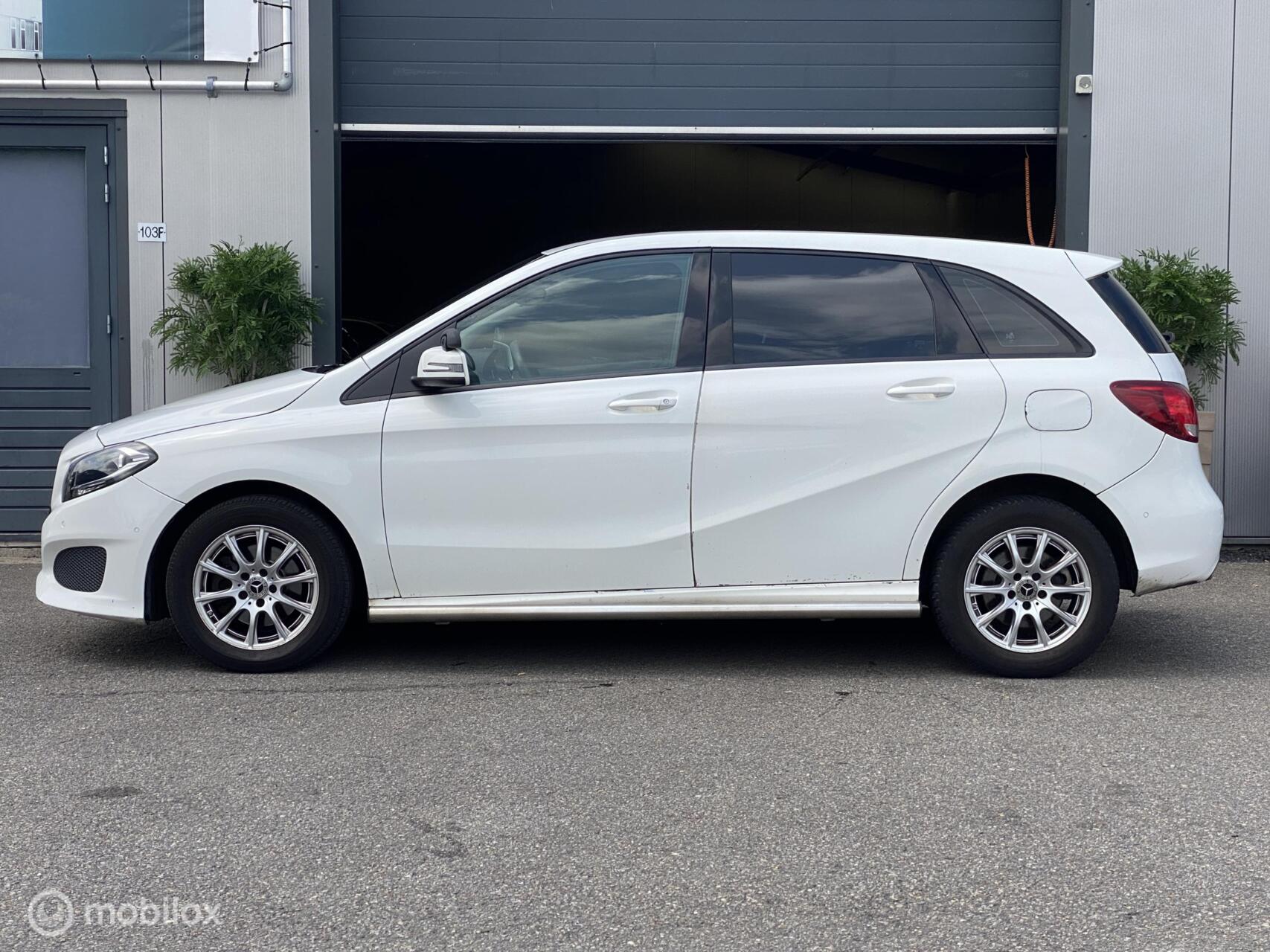 Foto van Mercedes-Benz B 220 D