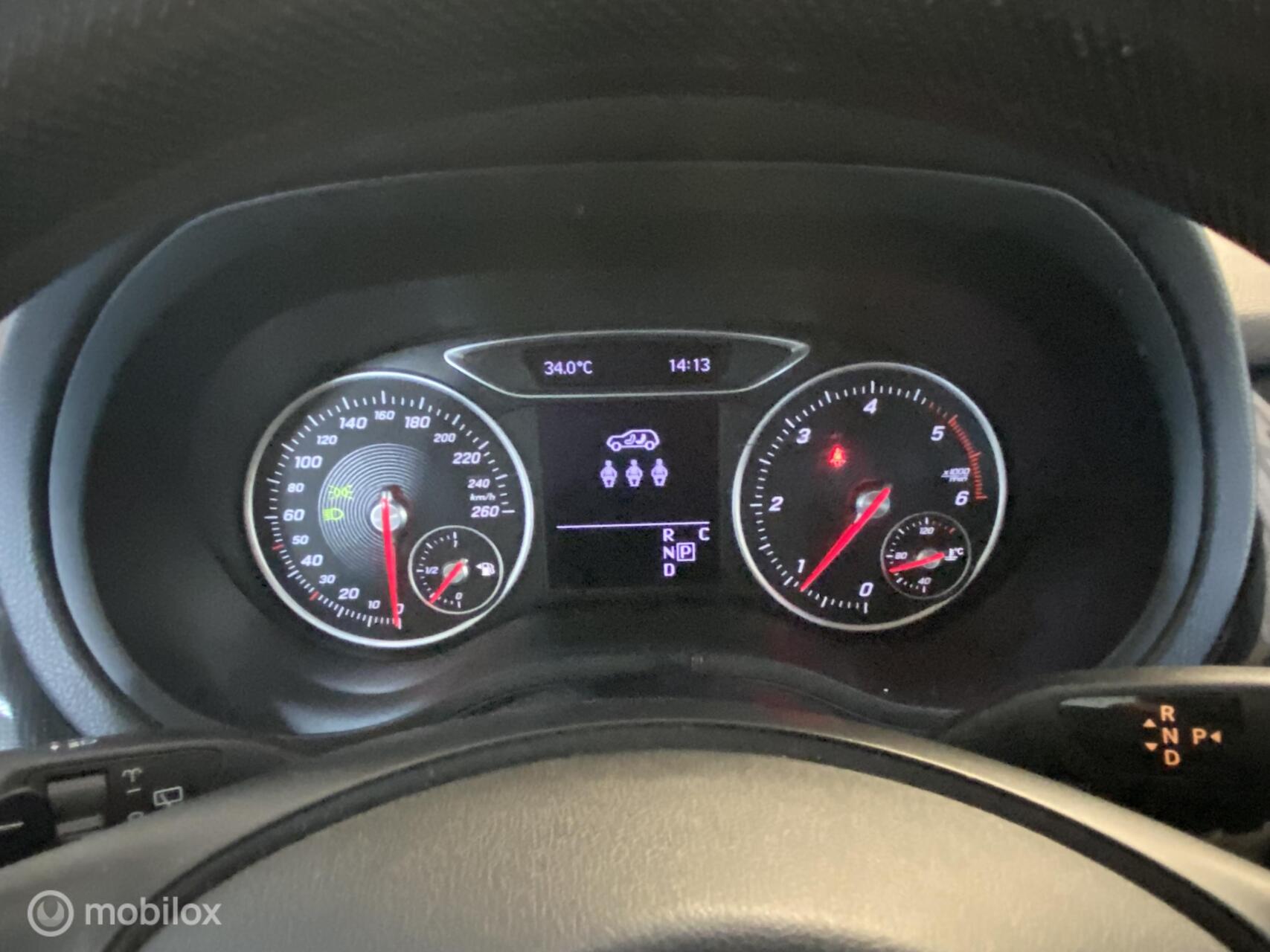 Foto van Mercedes-Benz B 220 D