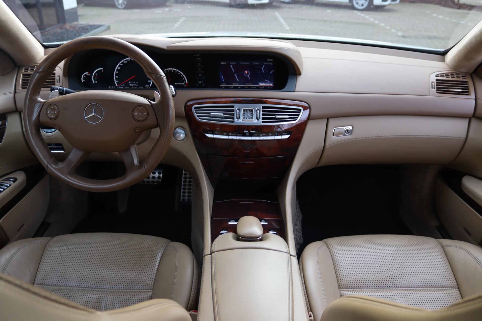 Foto van Mercedes-Benz CL 63 AMG