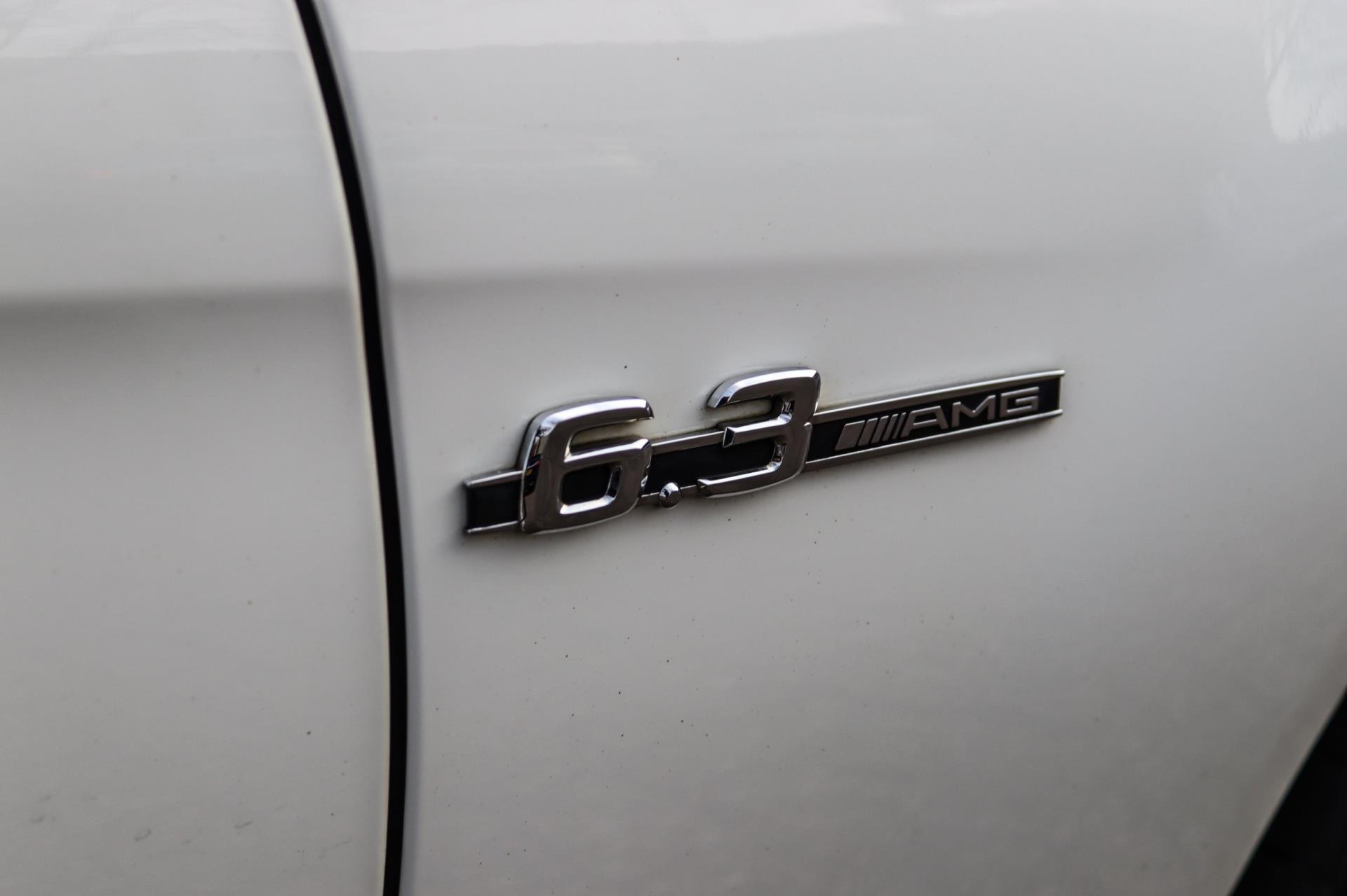 Foto van Mercedes-Benz CL 63 AMG