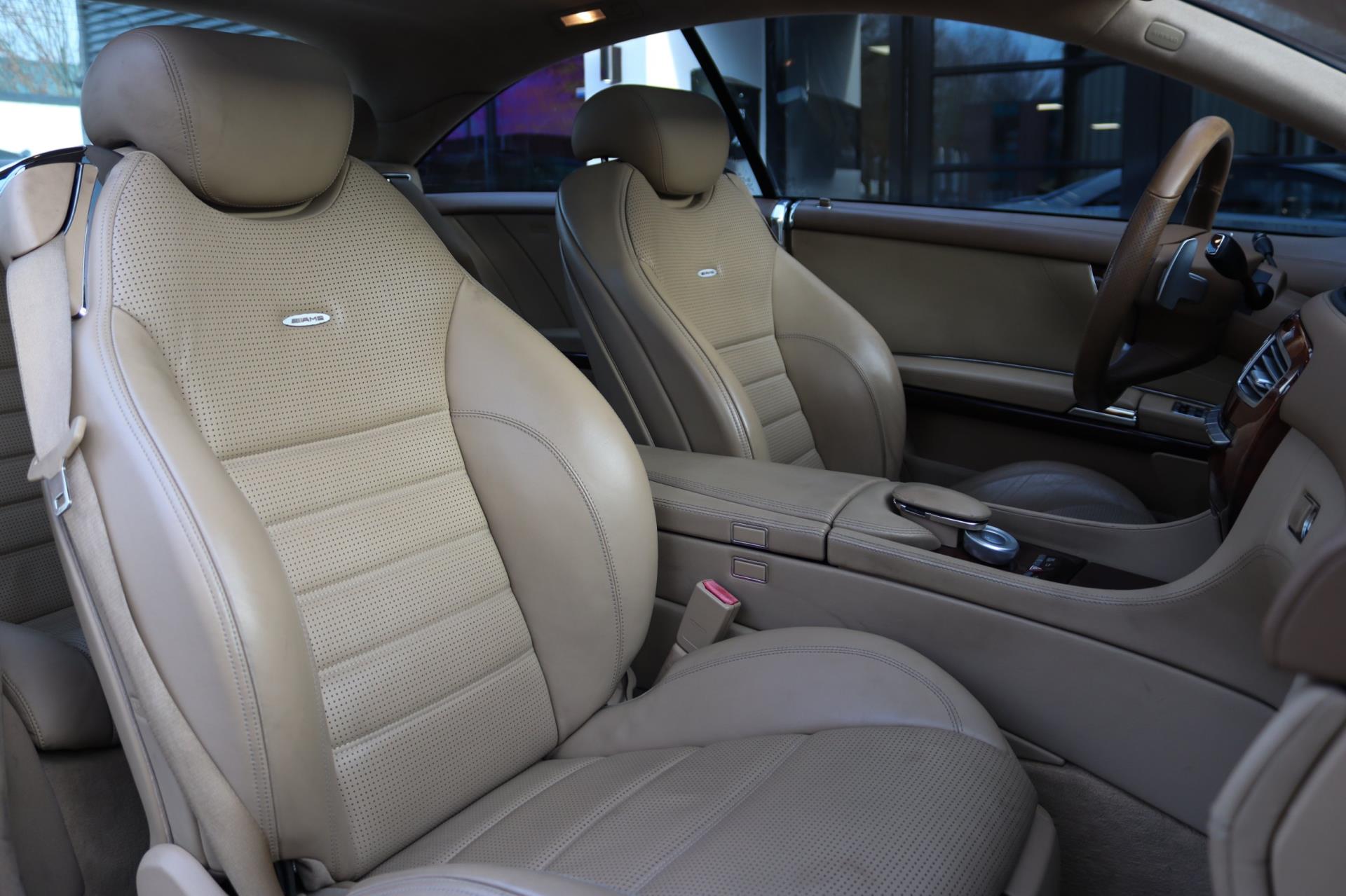 Foto van Mercedes-Benz CL 63 AMG
