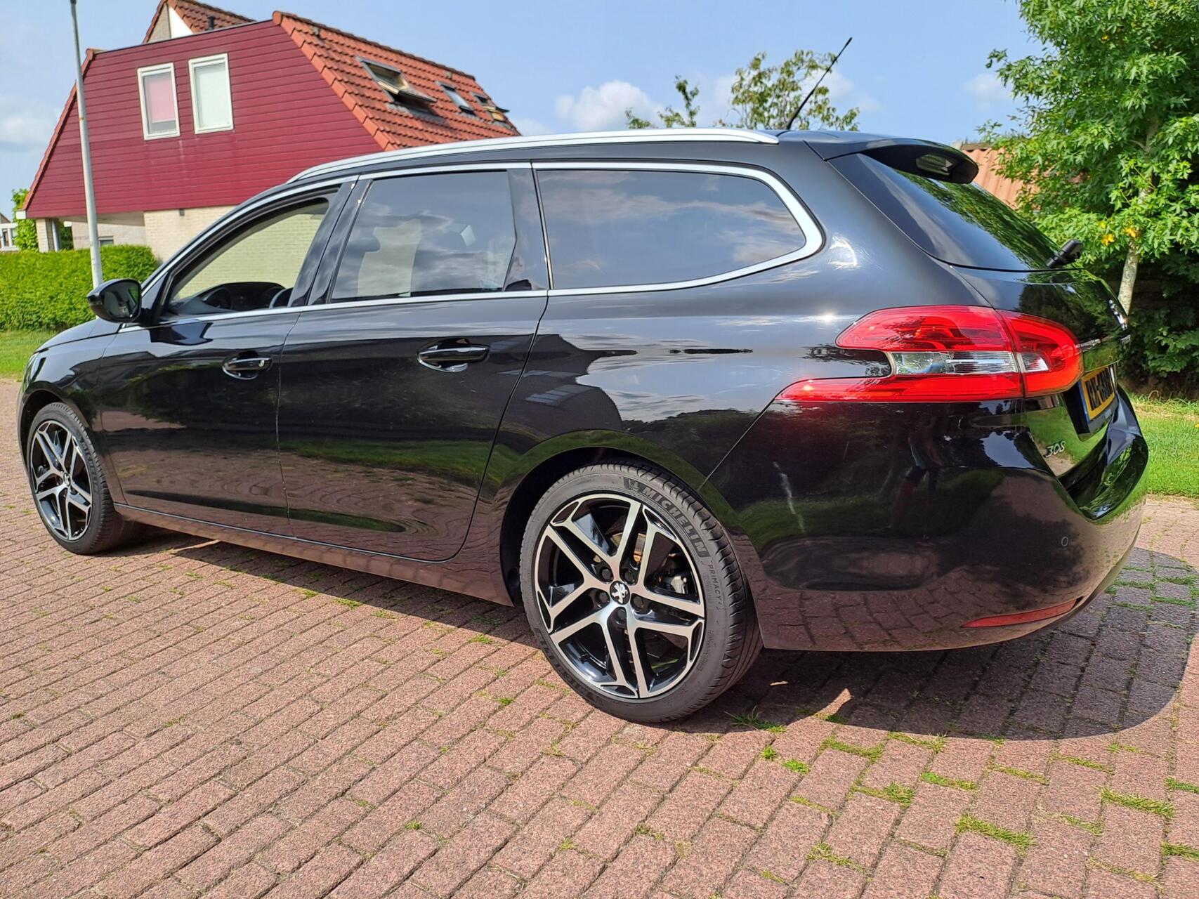 Foto van Peugeot 308 SW