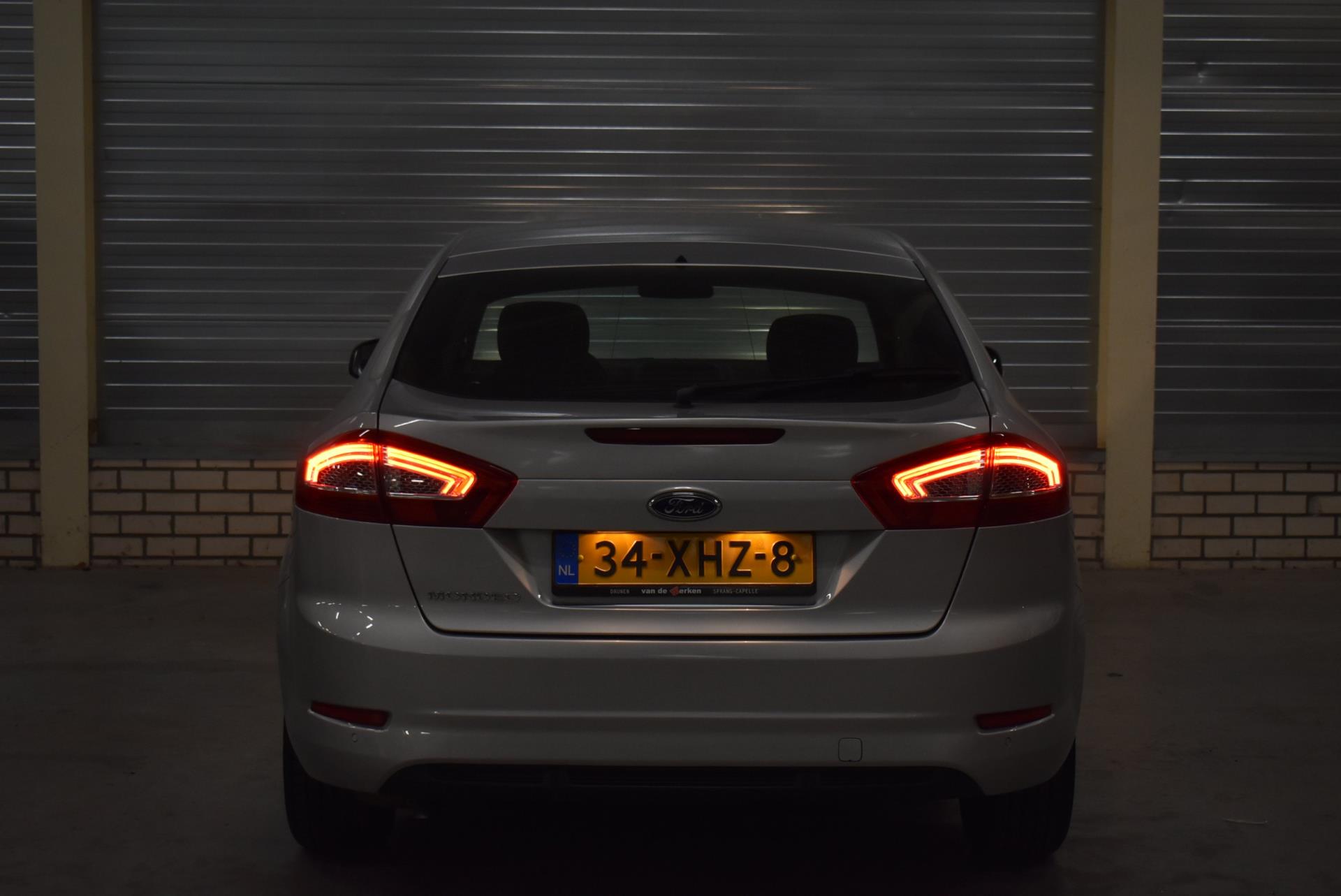 Foto van Ford Mondeo
